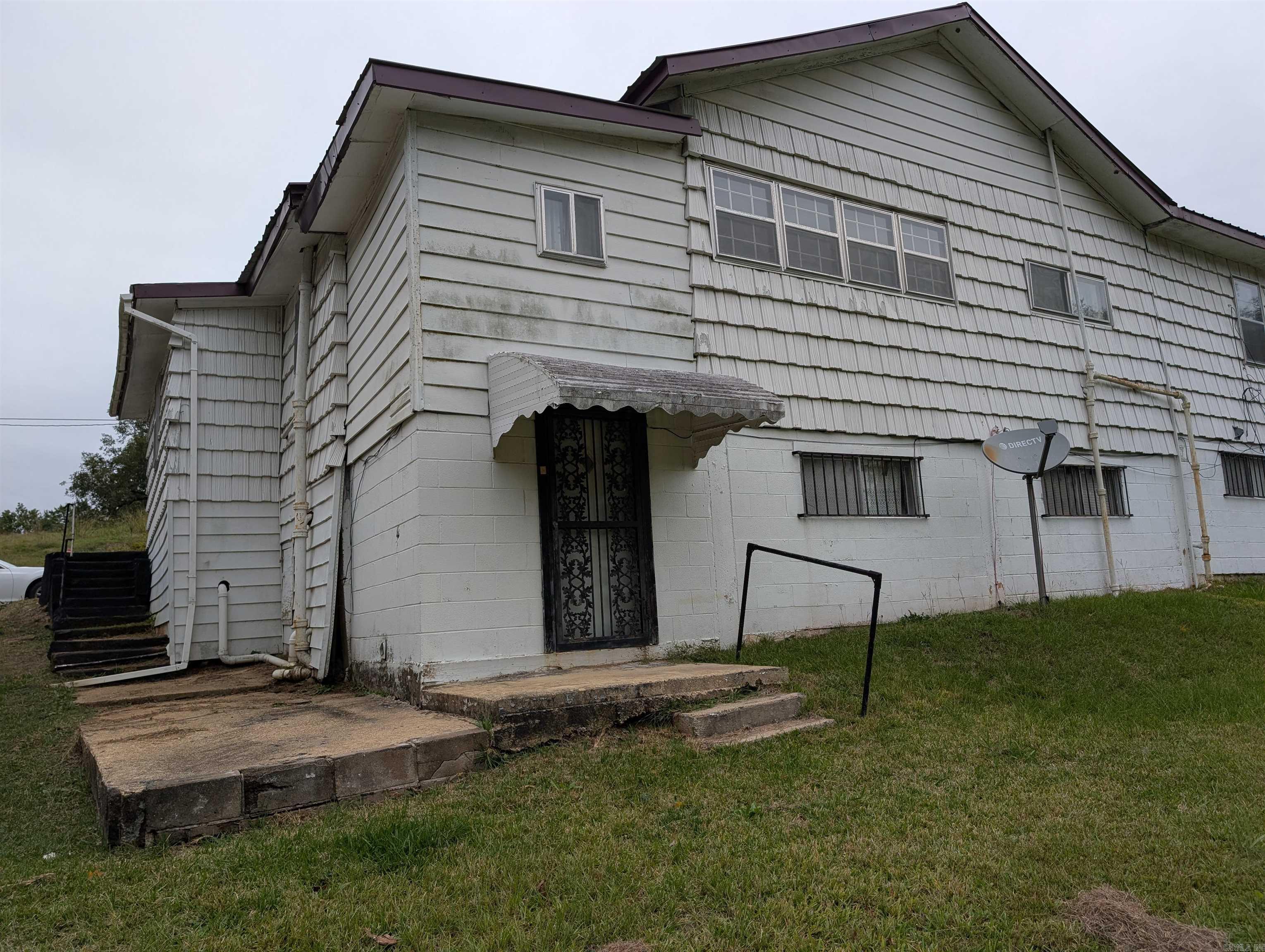 141 Hildreth Property Photo 2