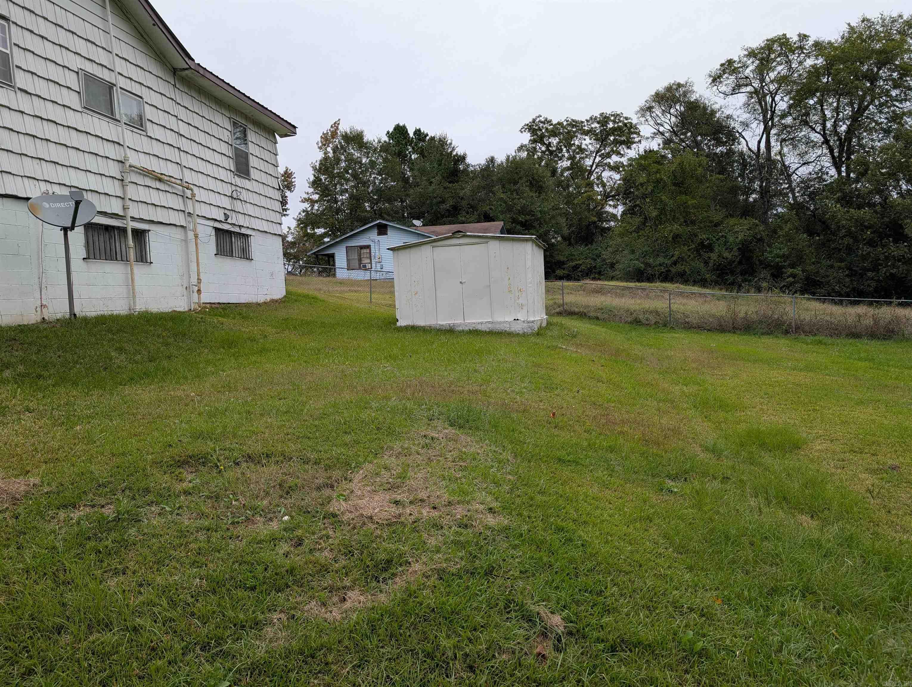 141 Hildreth Property Photo 3