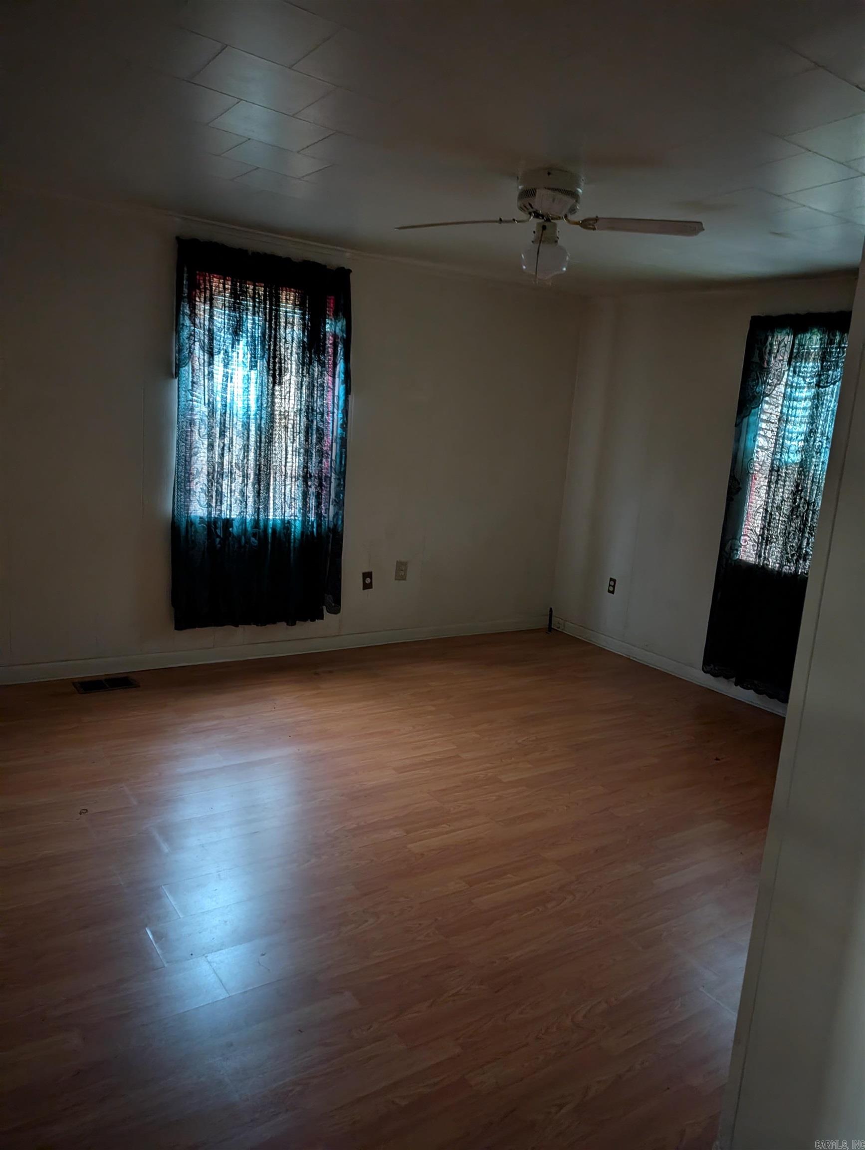 141 Hildreth Property Photo 14