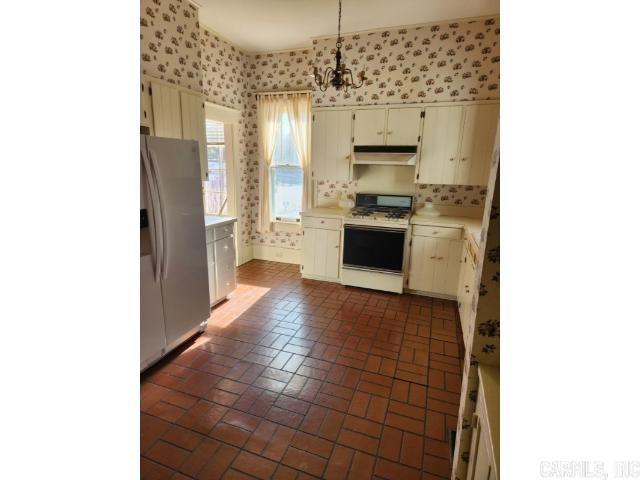 505 W Washington Property Photo 7