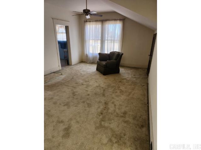 505 W Washington Property Photo 12