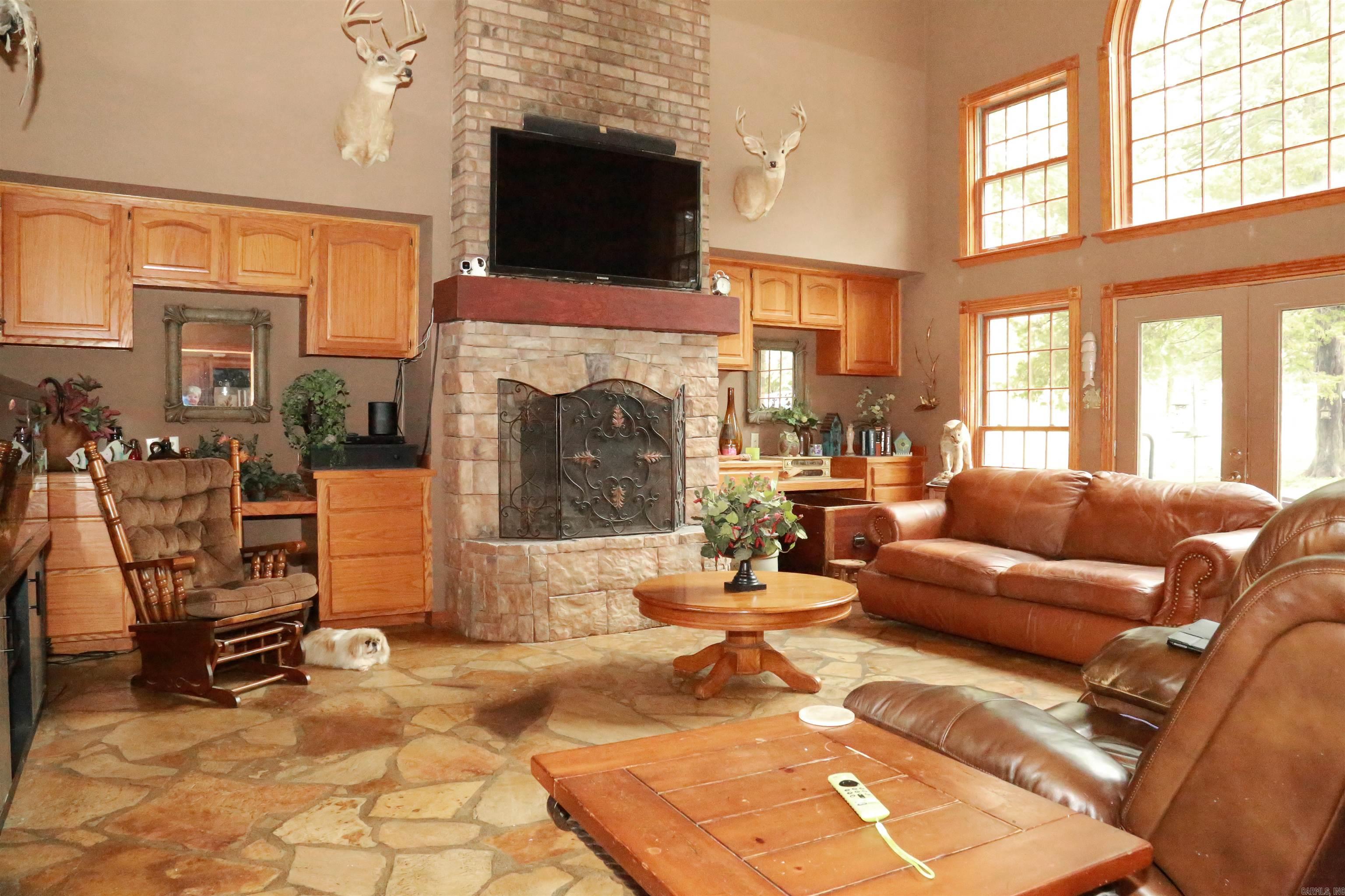 10812 Bay Ridge Drive Property Photo 5