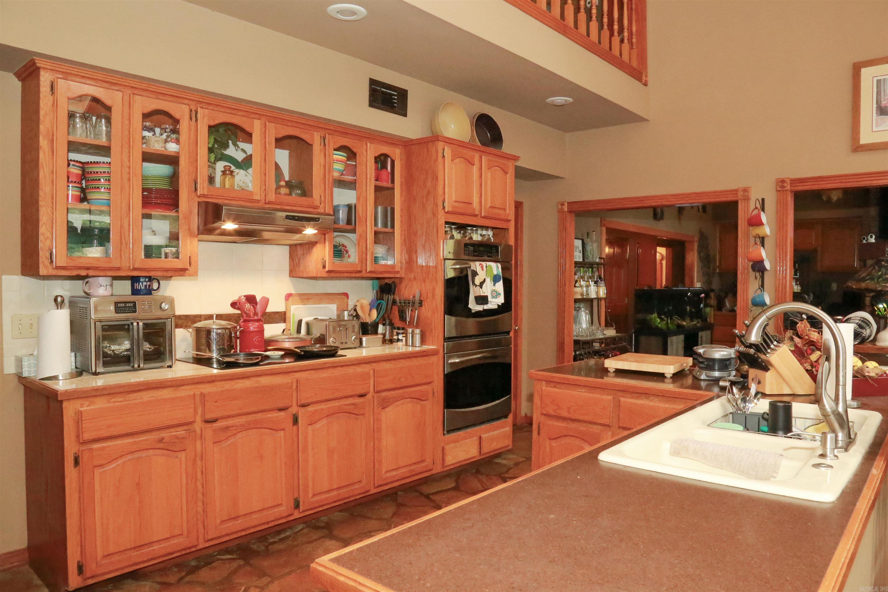10812 Bay Ridge Drive Property Photo 10