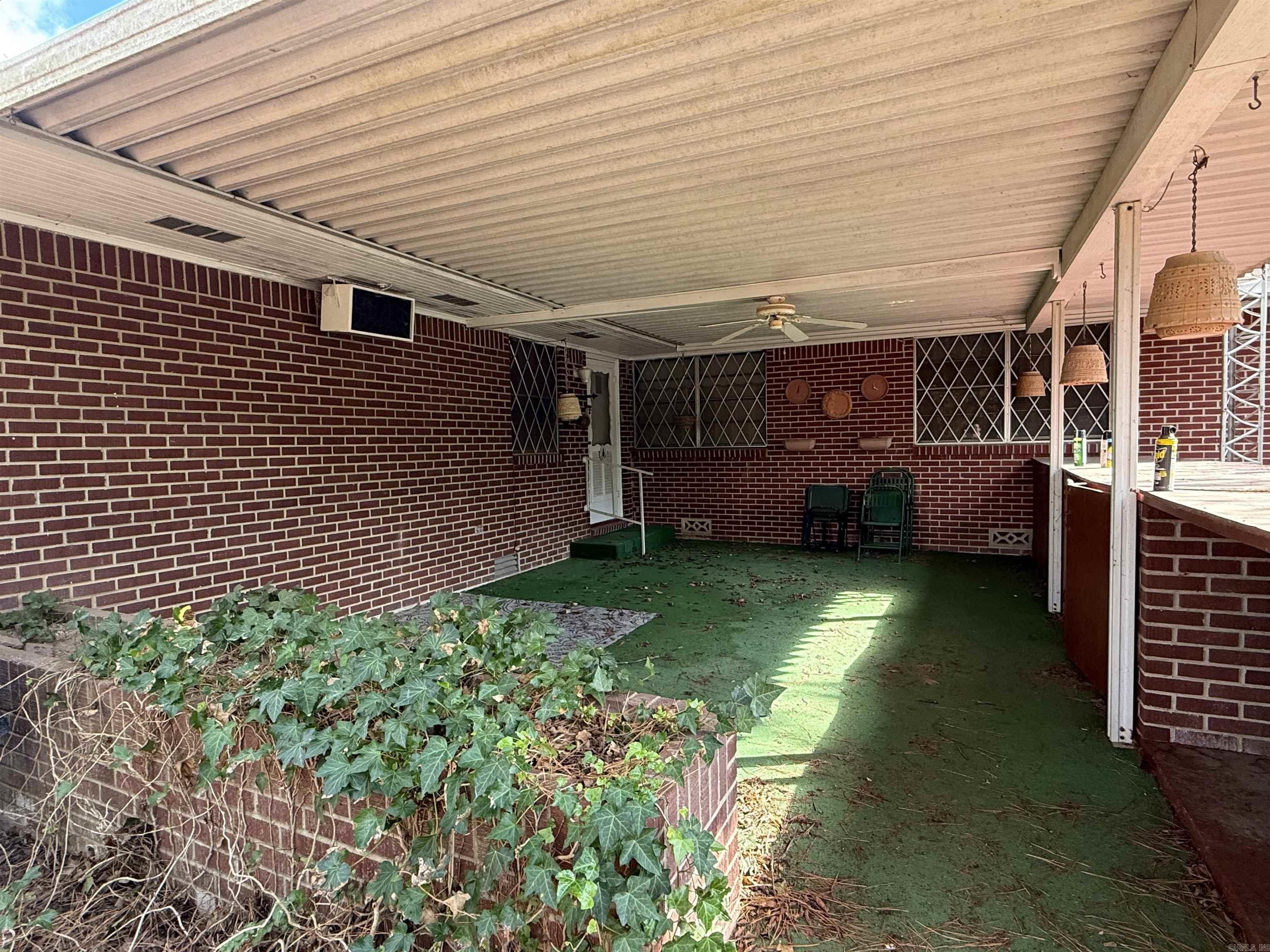 904 3rd Avenue Property Photo 3