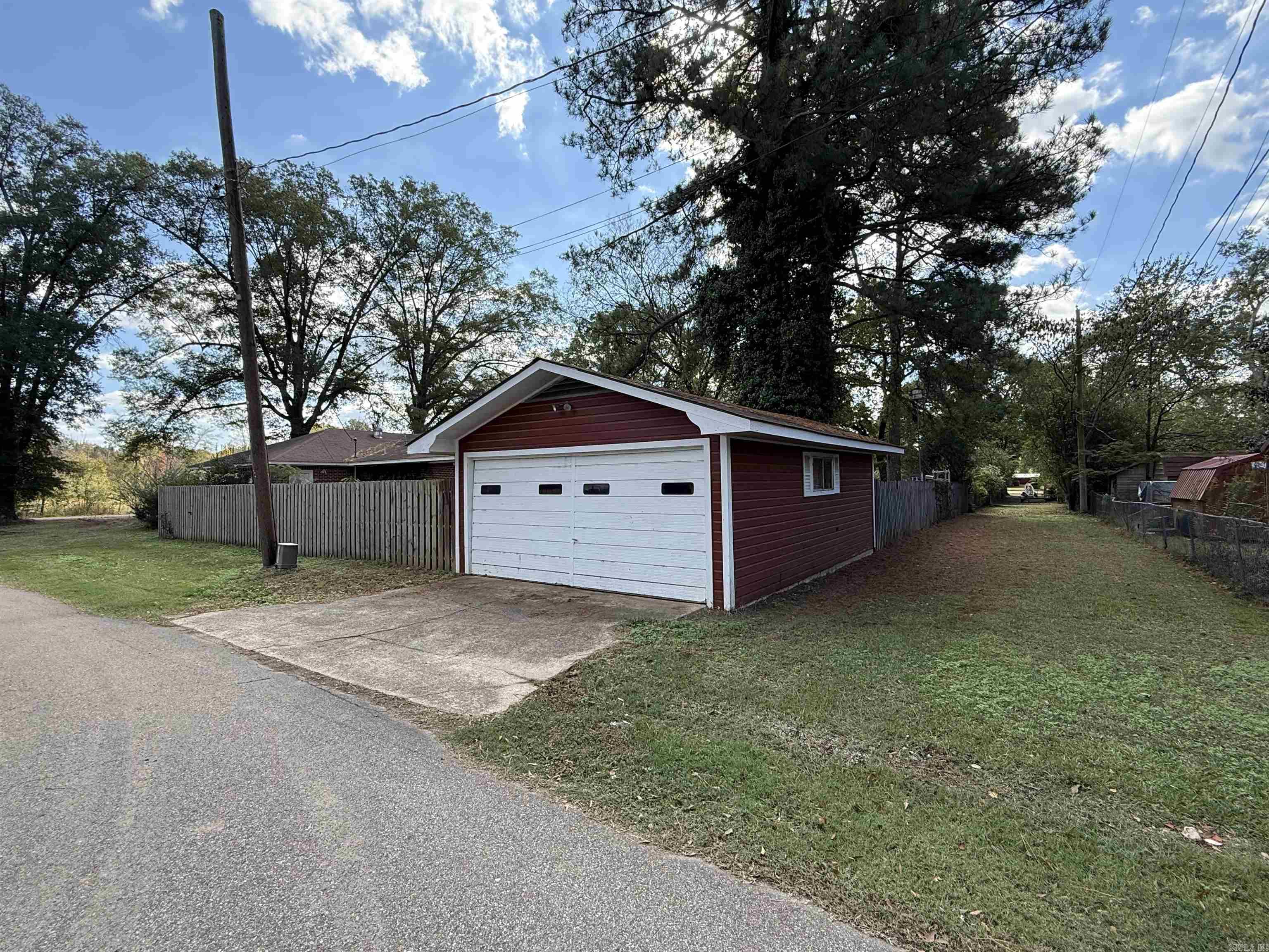 904 3rd Avenue Property Photo 5