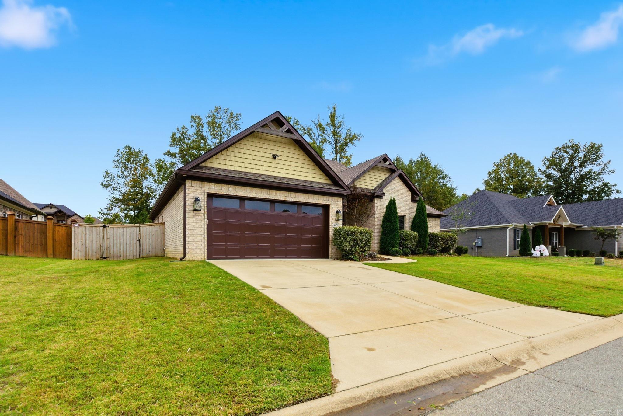4426 Cumberland Circle Property Photo 3