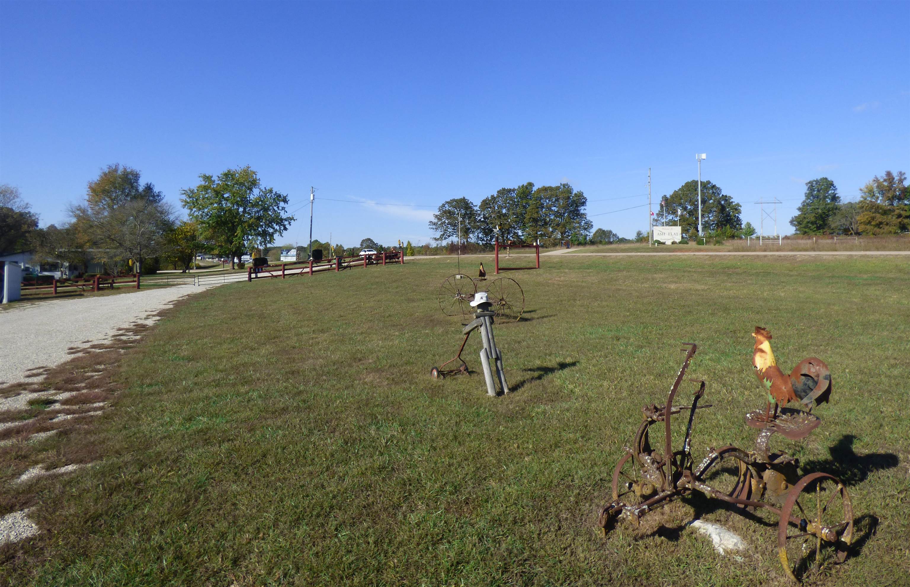 648 Hwy 62-412 Property Photo 3