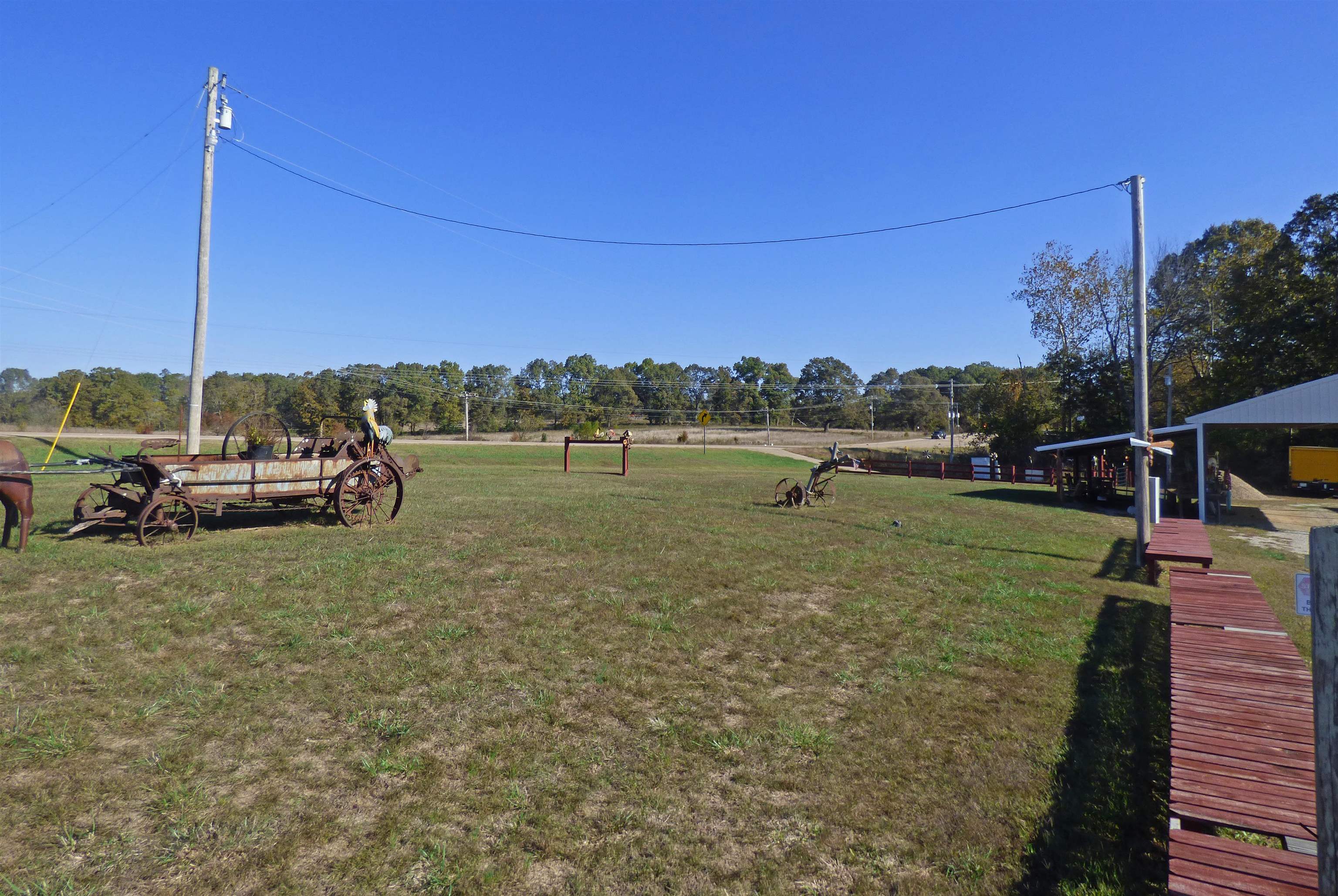648 Hwy 62-412 Property Photo 6