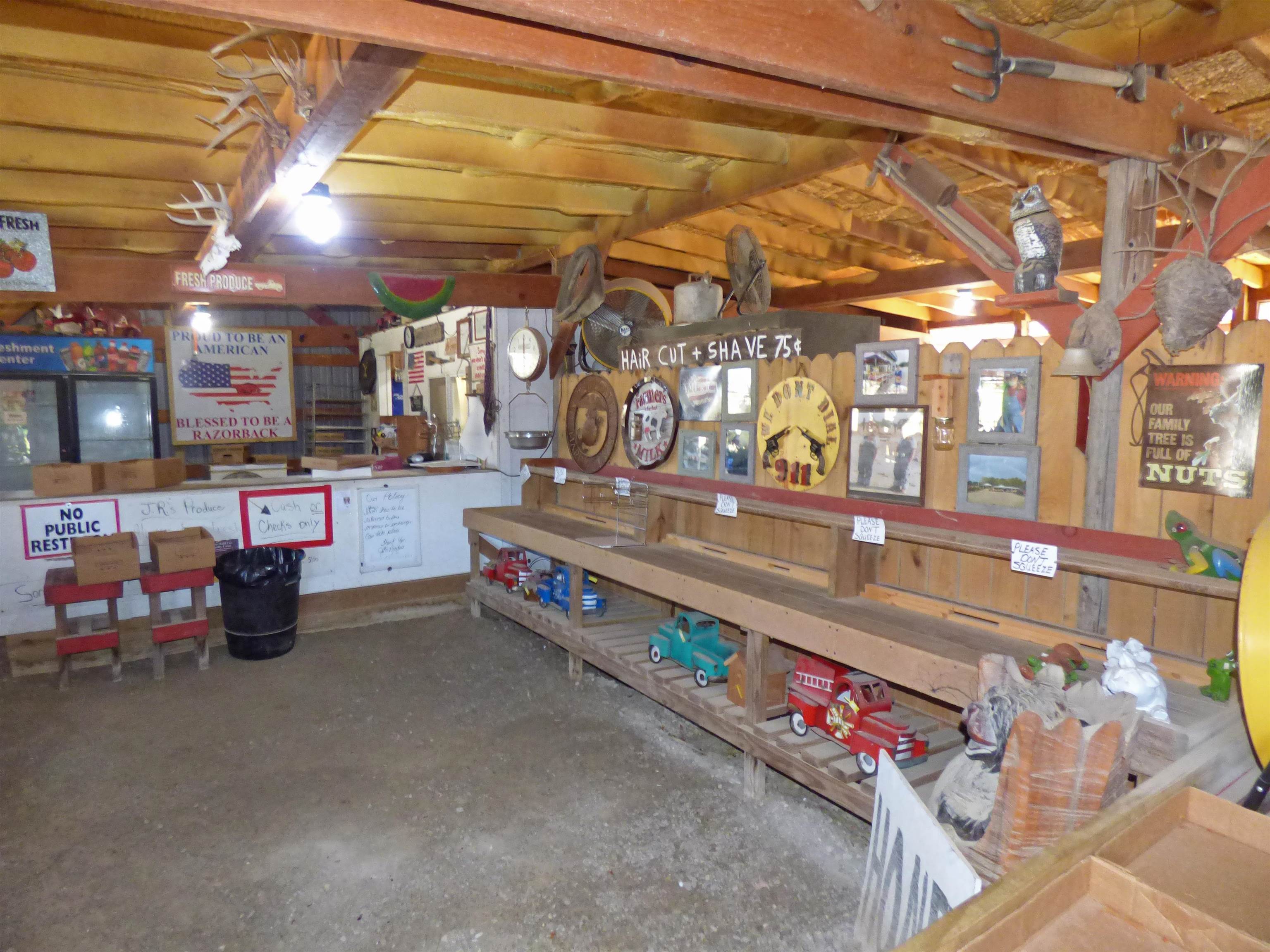 648 Hwy 62-412 Property Photo 32
