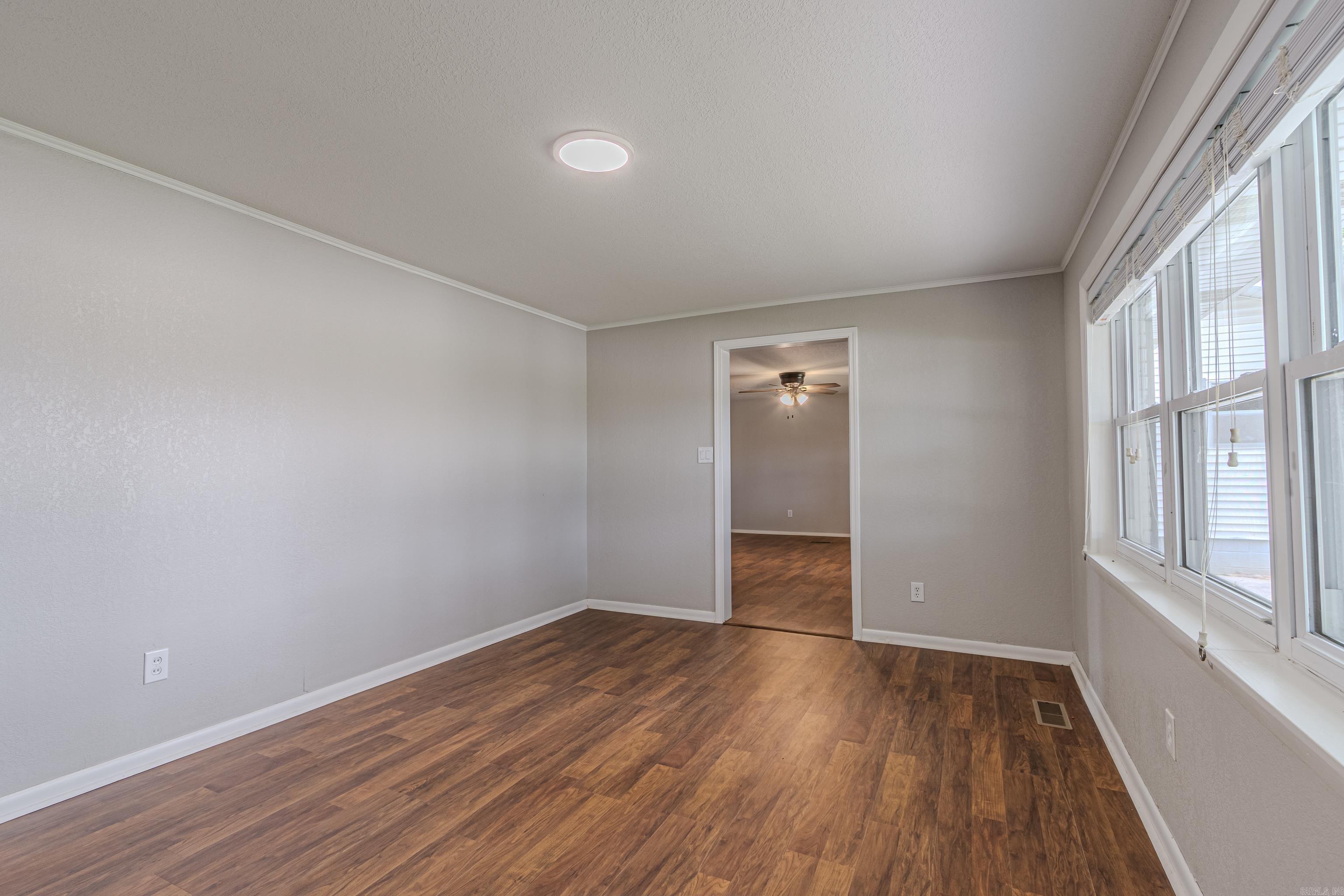 4908 W Kingshighway Property Photo 4