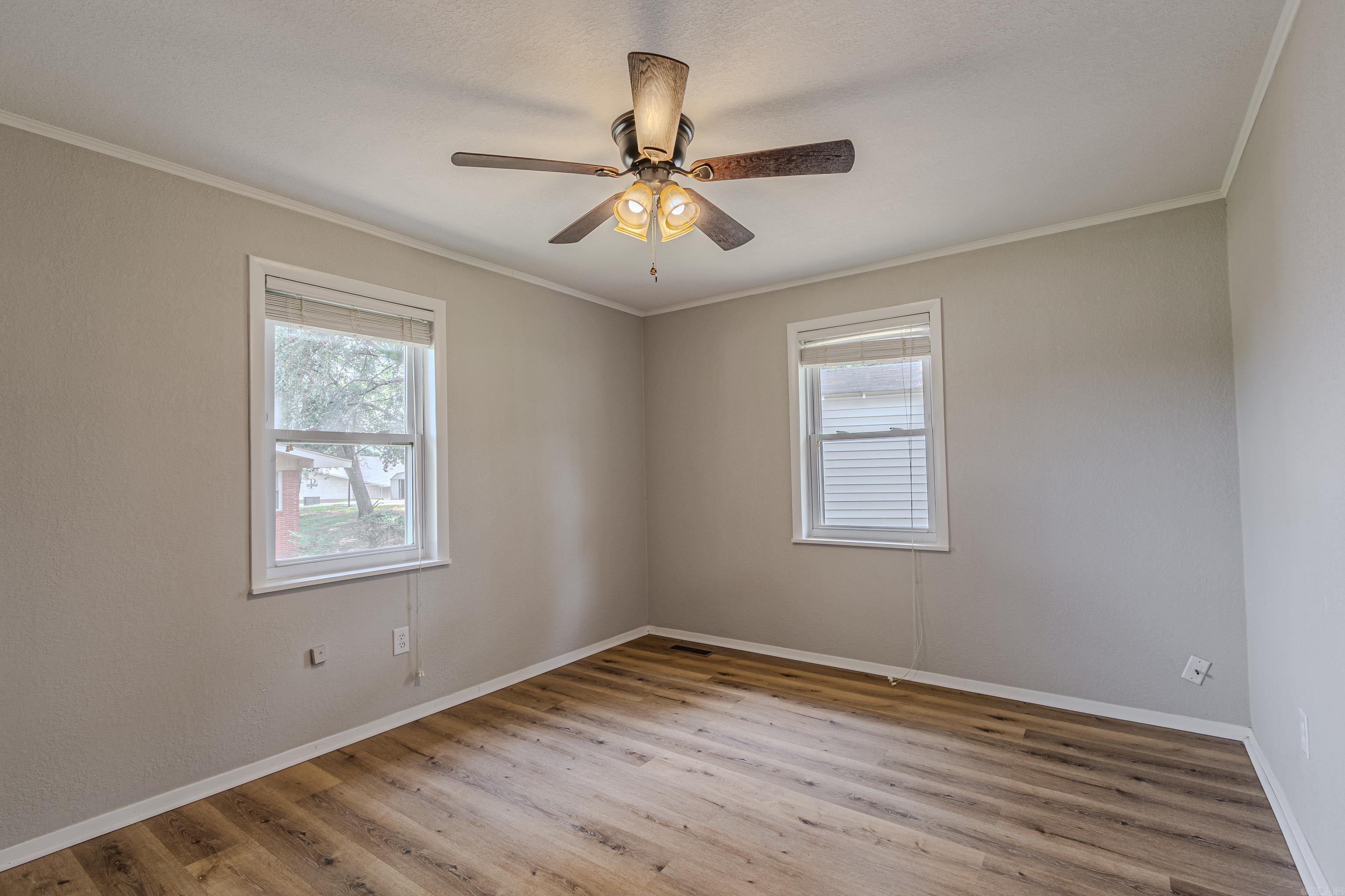 4908 W Kingshighway Property Photo 7