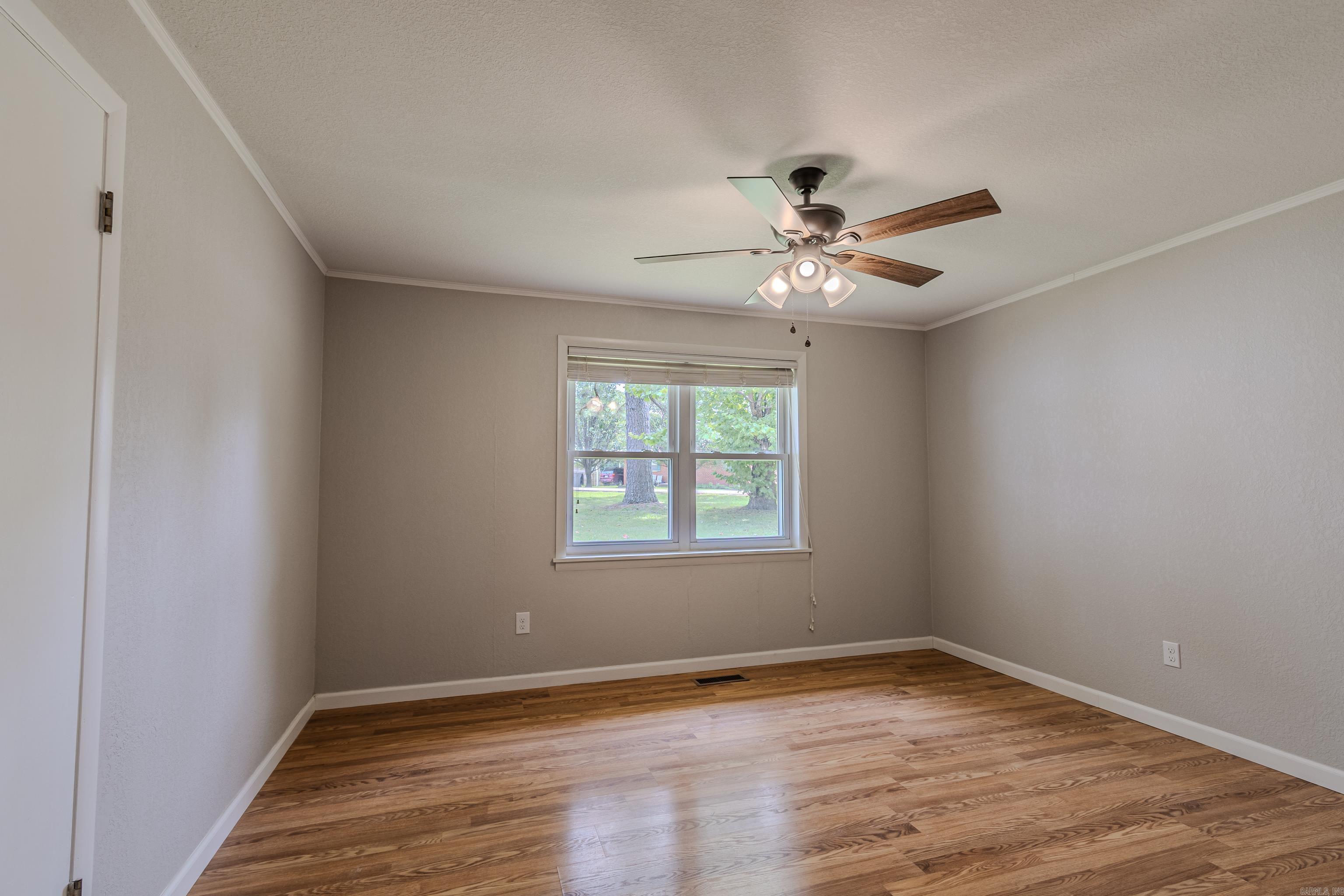 4908 W Kingshighway Property Photo 9