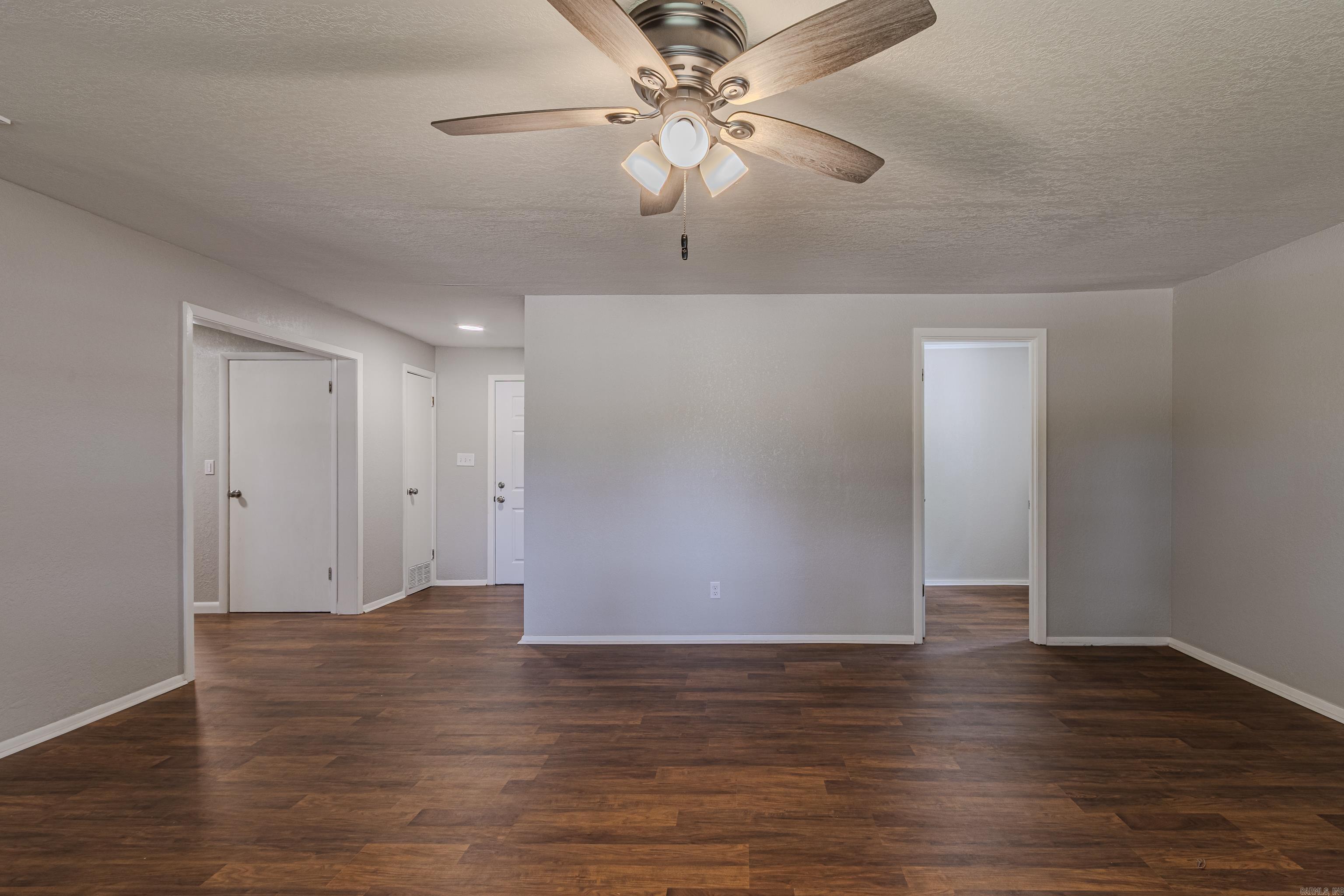 4908 W Kingshighway Property Photo 16