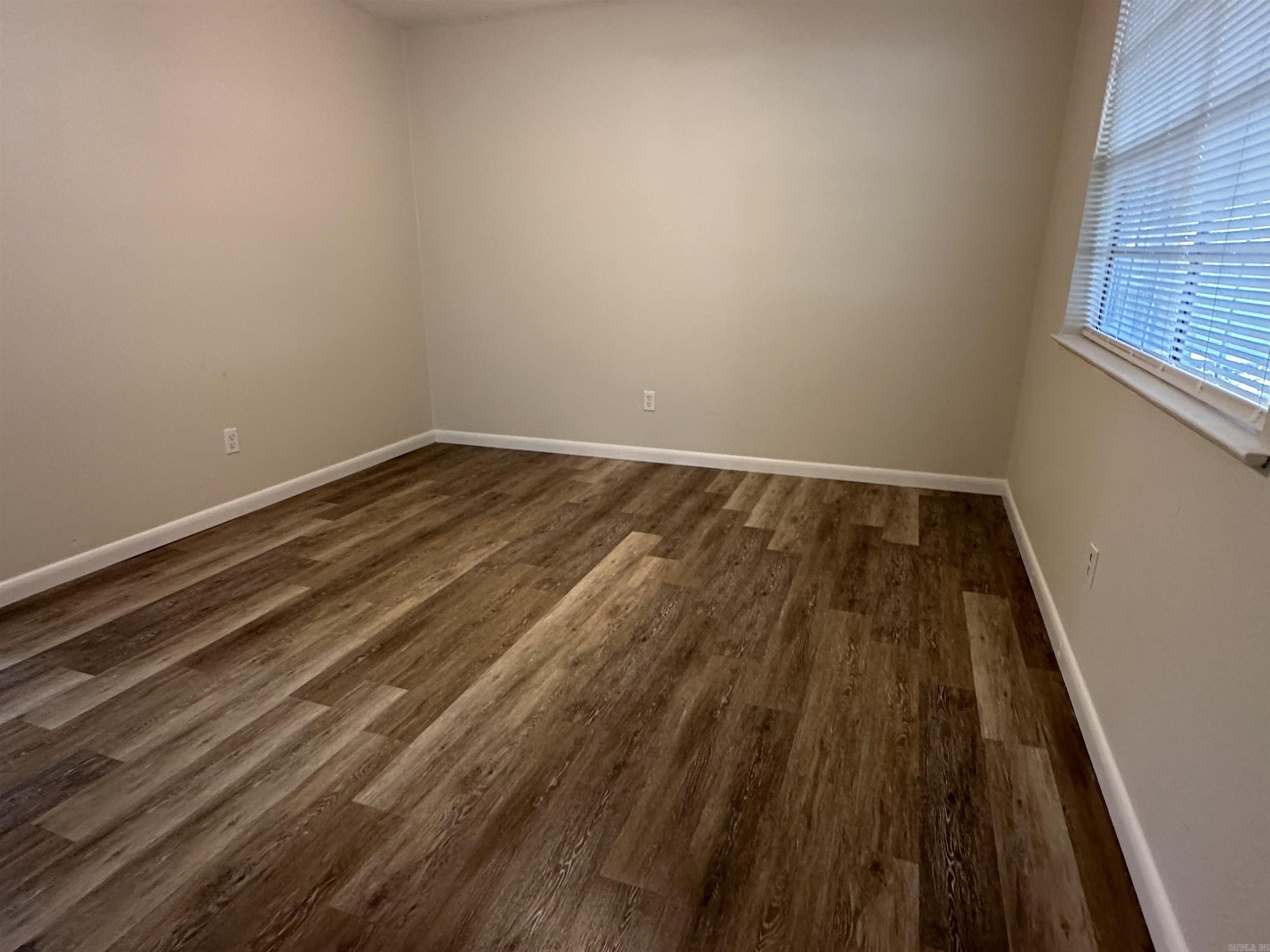 9615 Comstock Road Property Photo 2