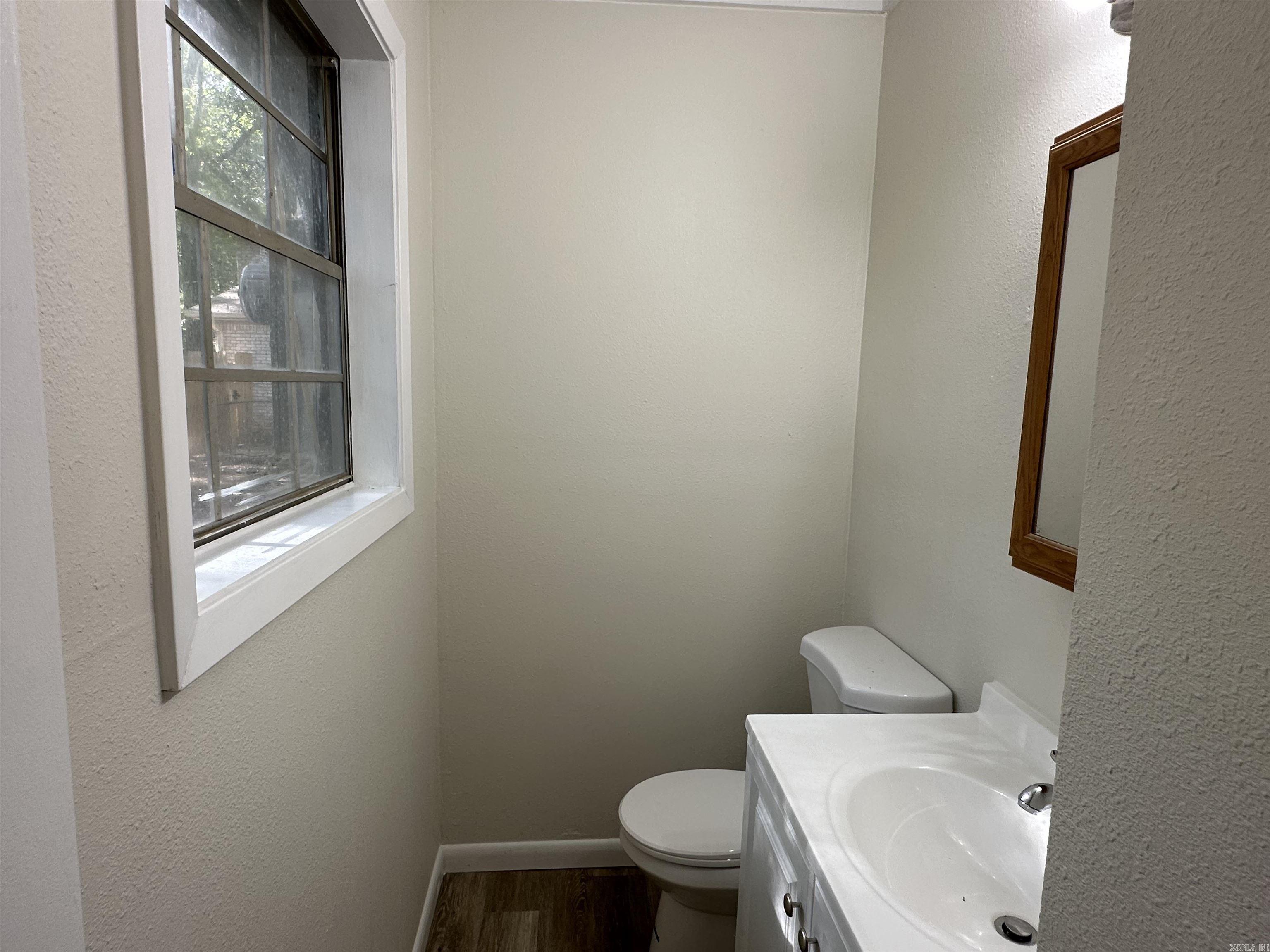 9615 Comstock Road Property Photo 17