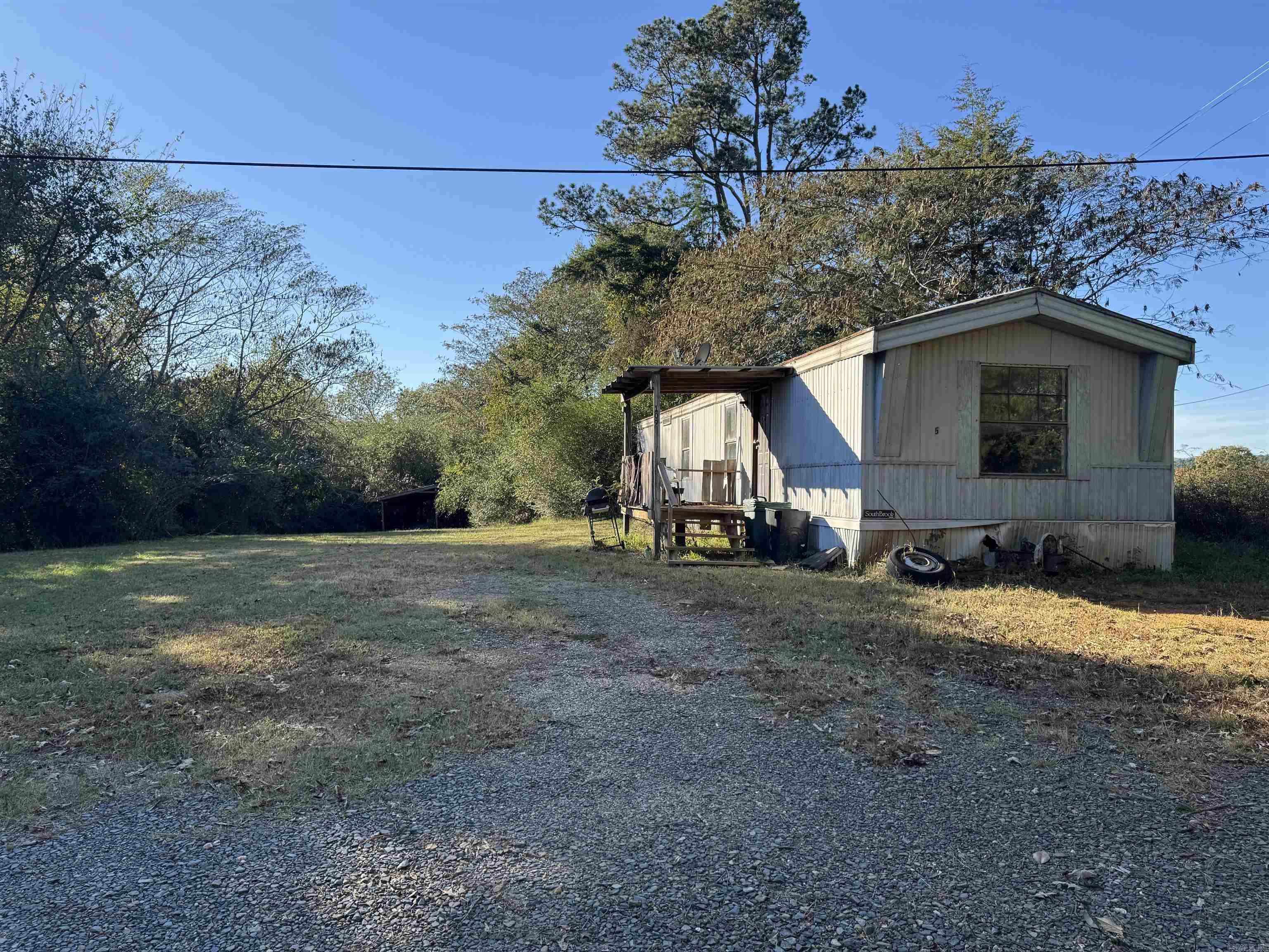 112 Breezy Lane Property Photo 15