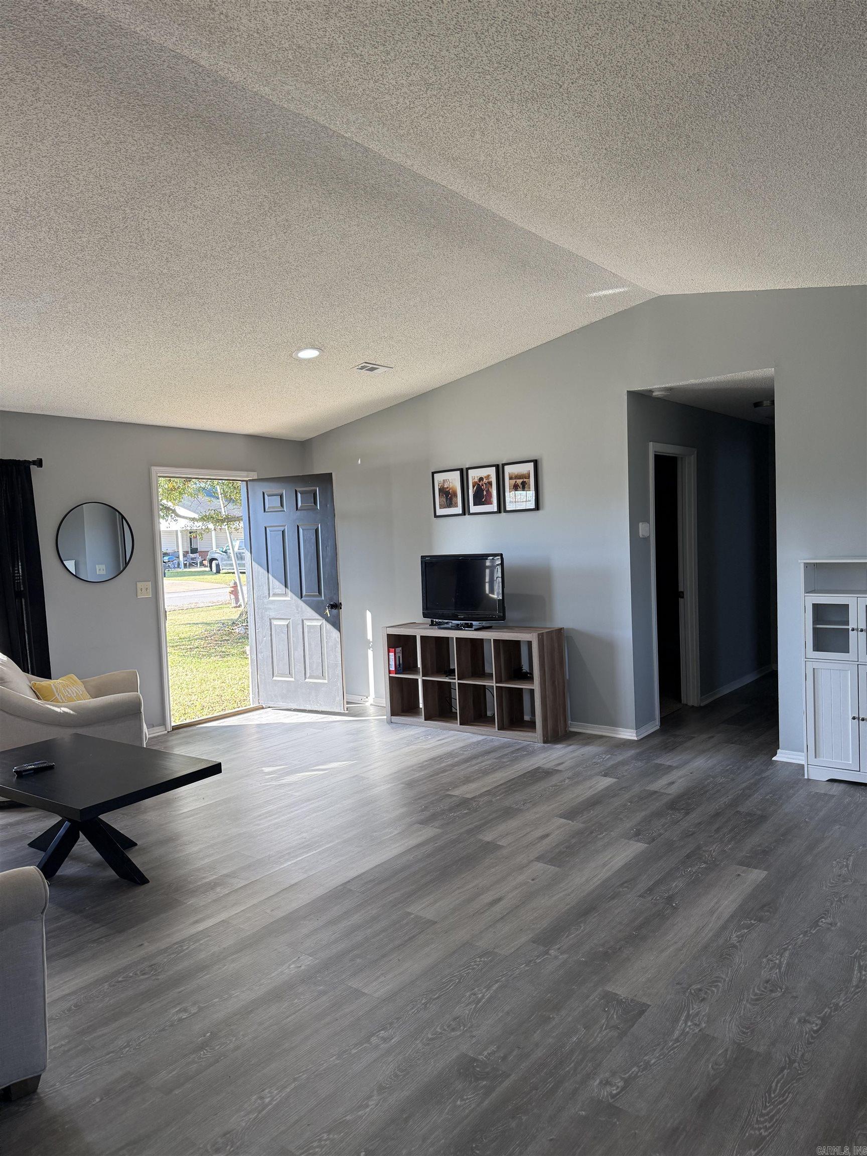 1100 E Margaret Street Property Photo 14