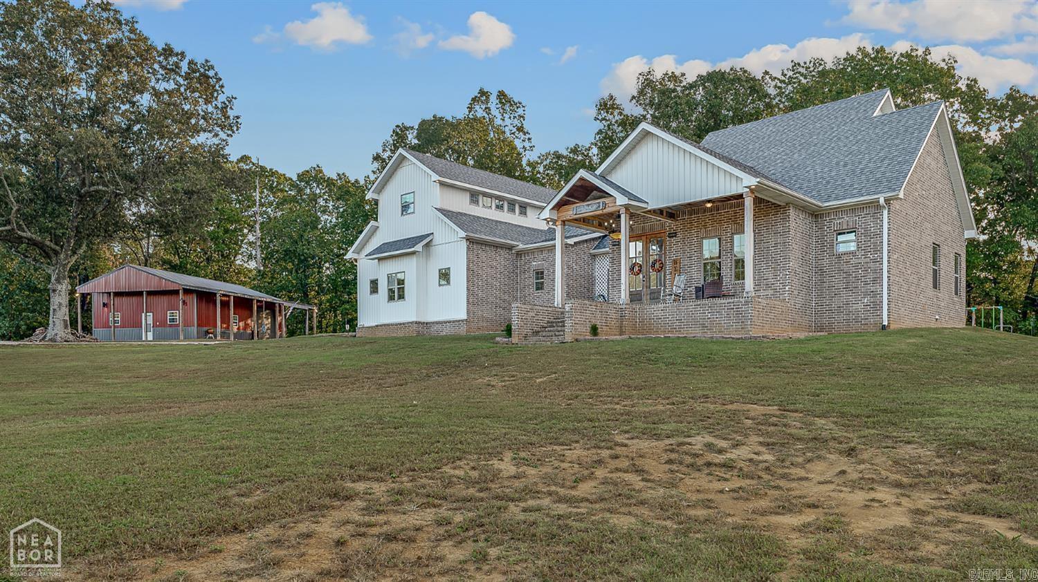 240 A County Road 765 Property Photo 2