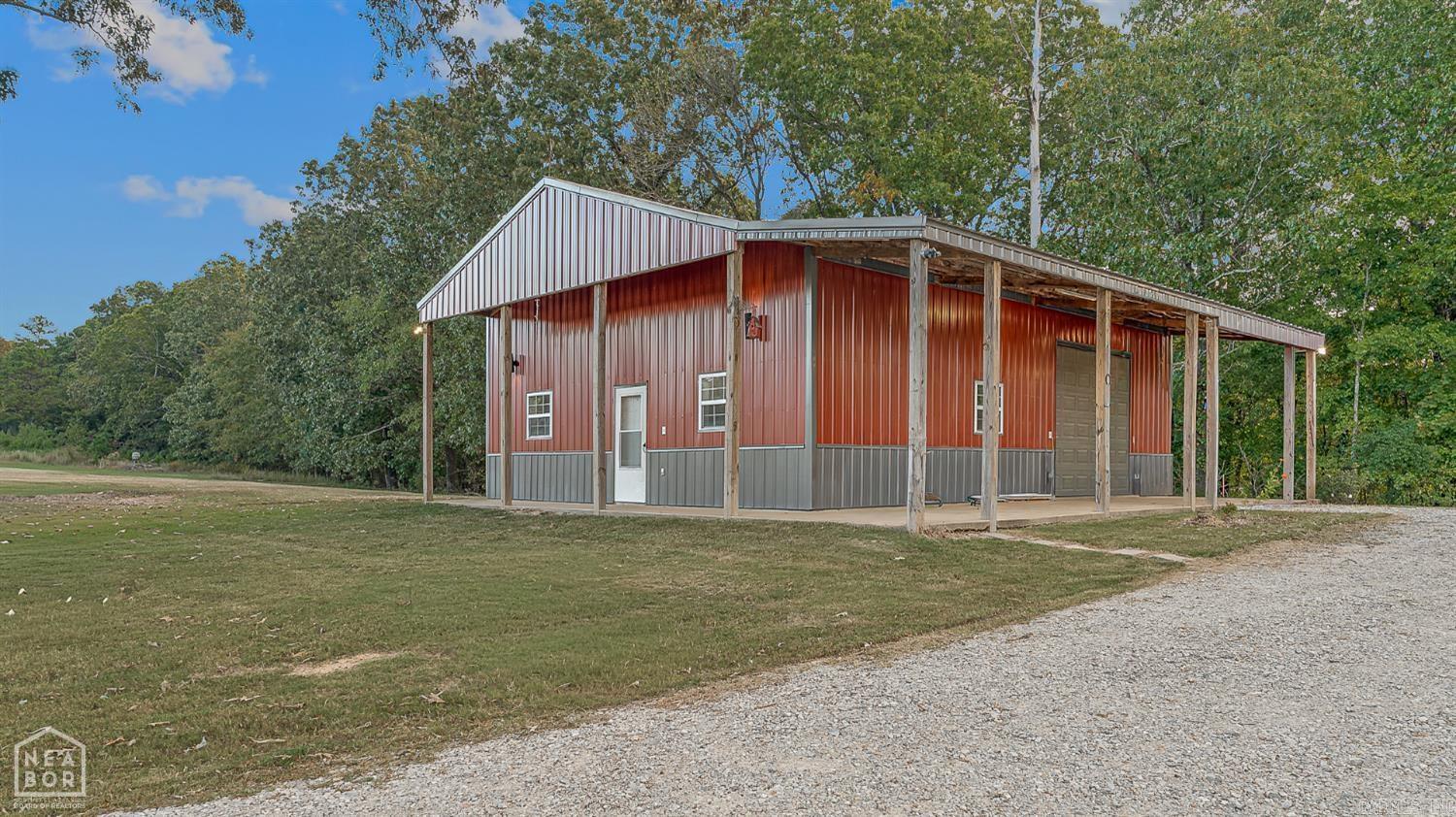 240 A County Road 765 Property Photo 23