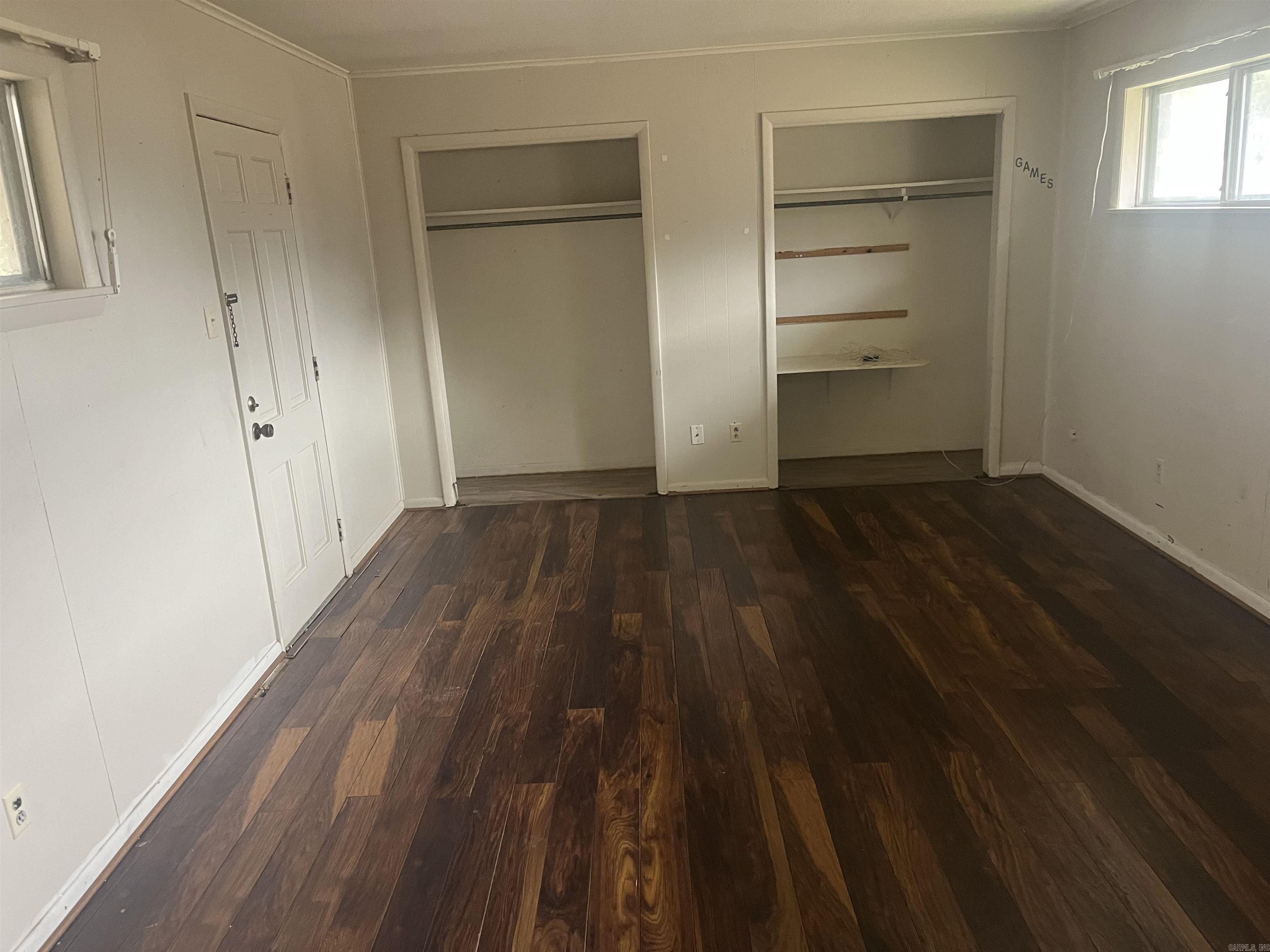 213 S May Property Photo 13