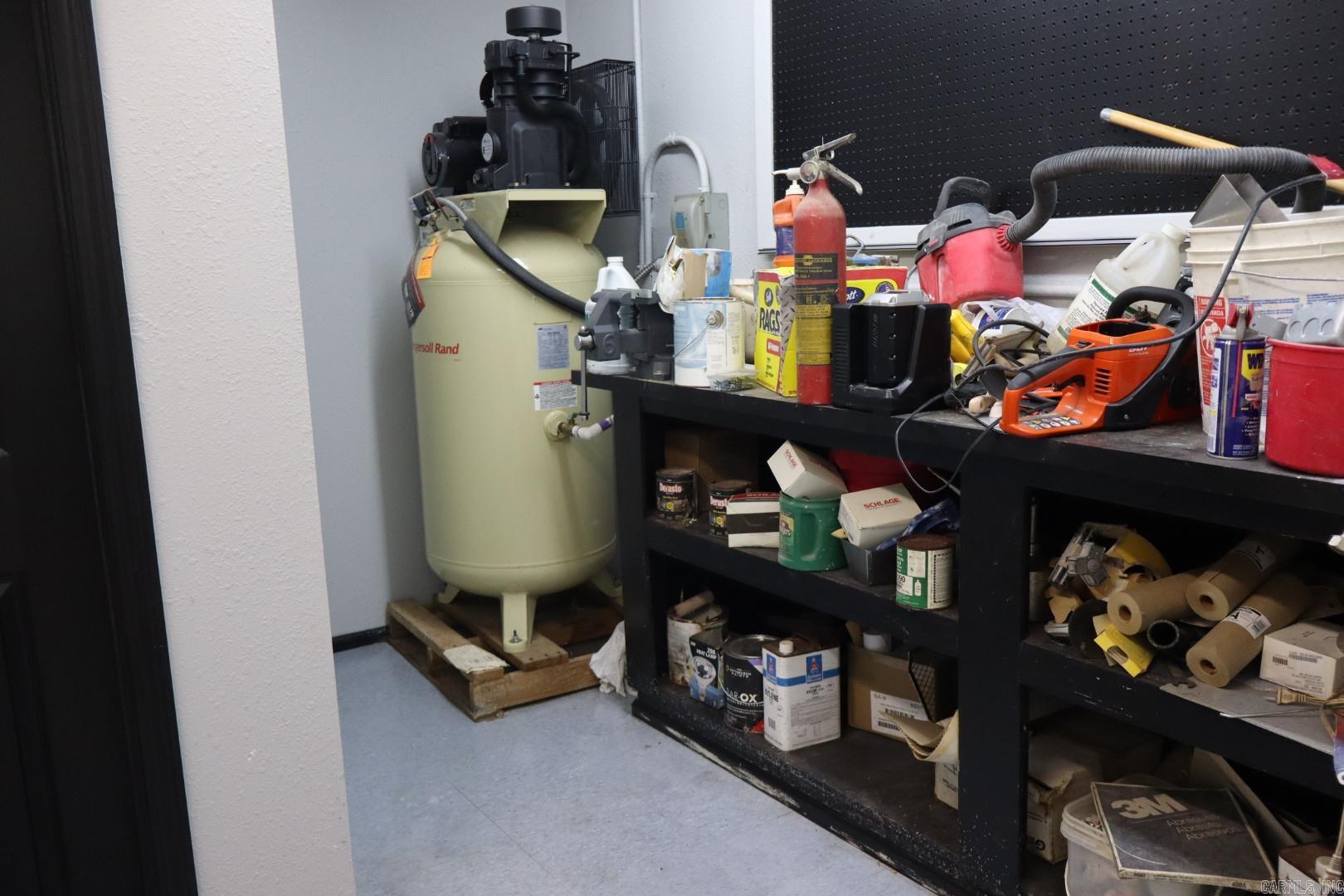 101 Ne Line Road Property Photo 25