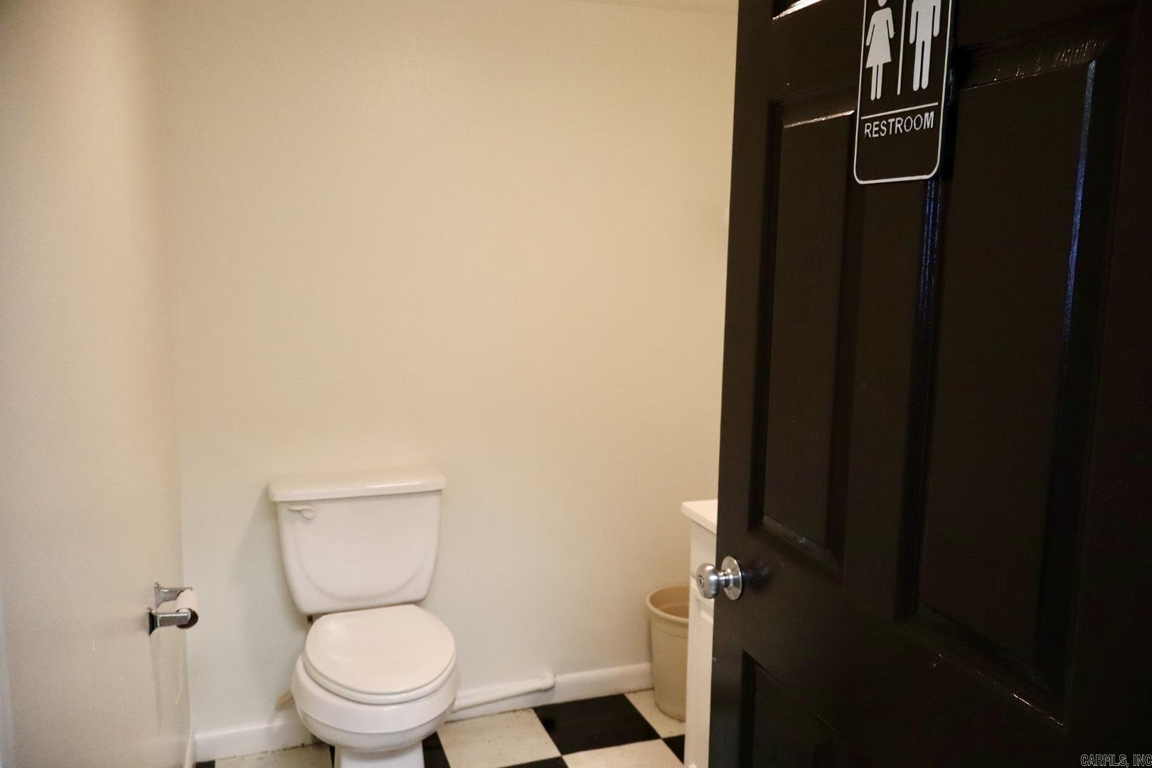 101 Ne Line Road Property Photo 32