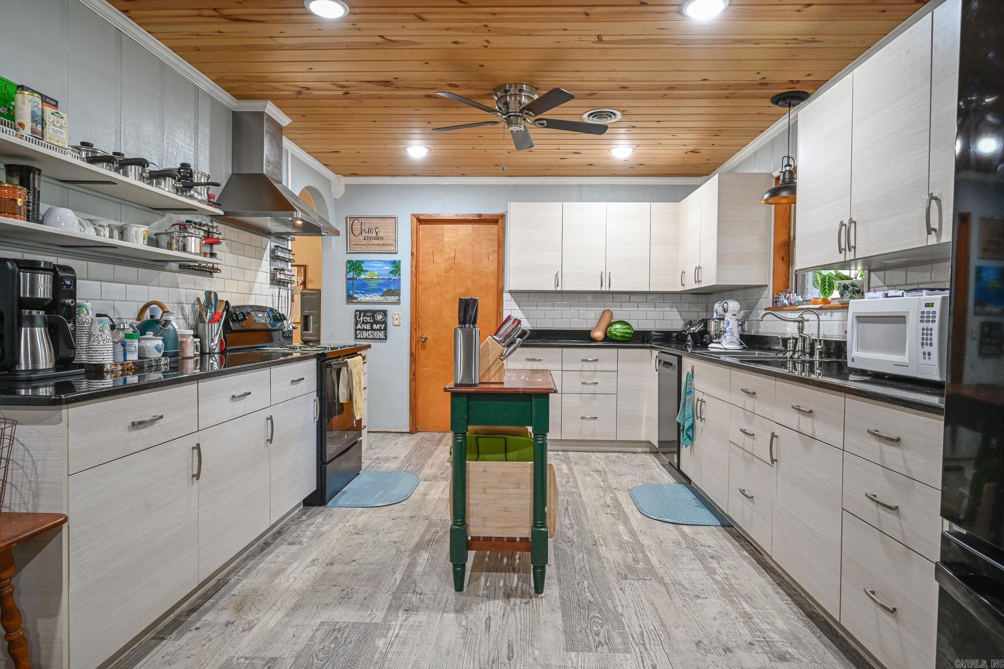 1204 Texas Street Property Photo 13