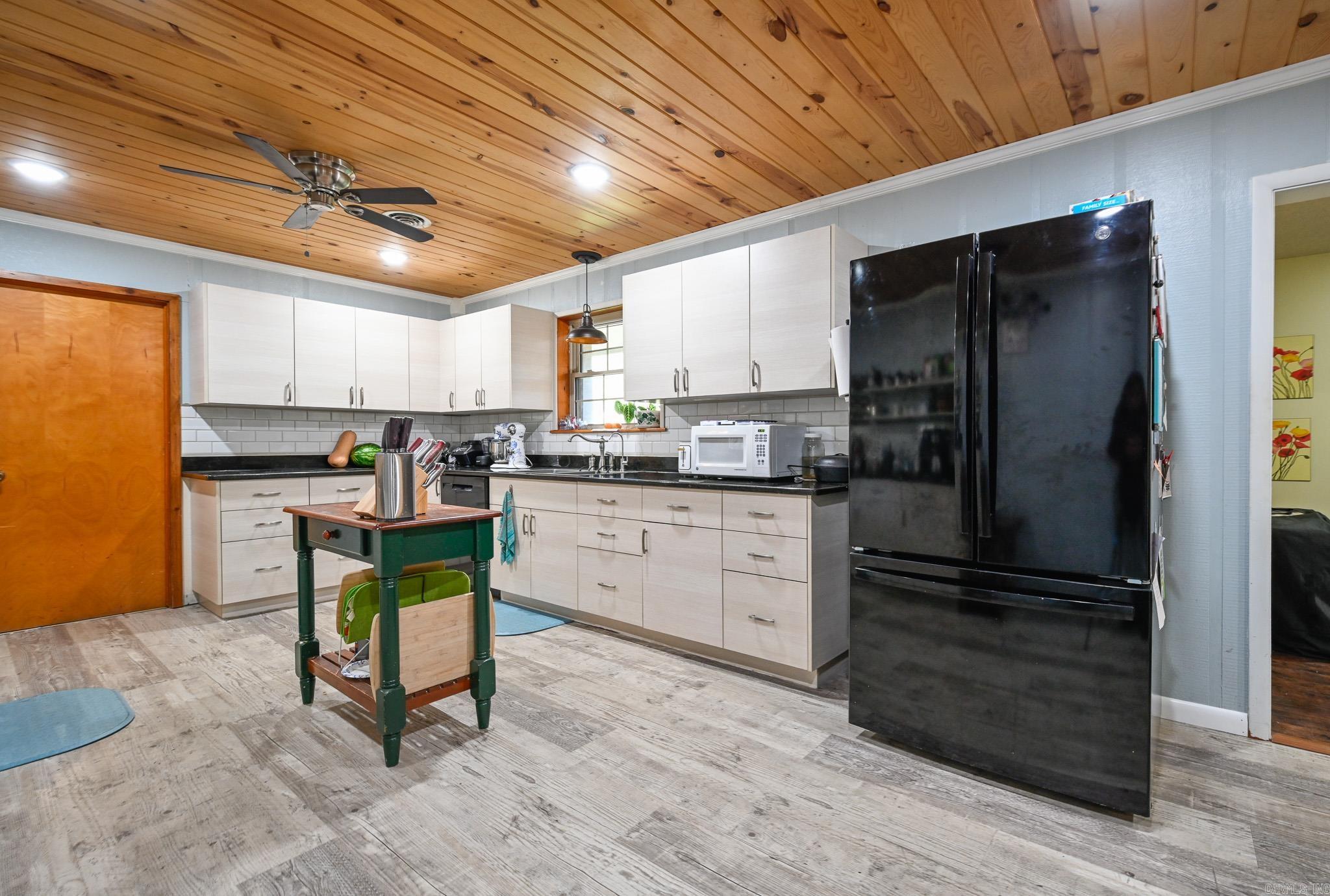 1204 Texas Street Property Photo 14