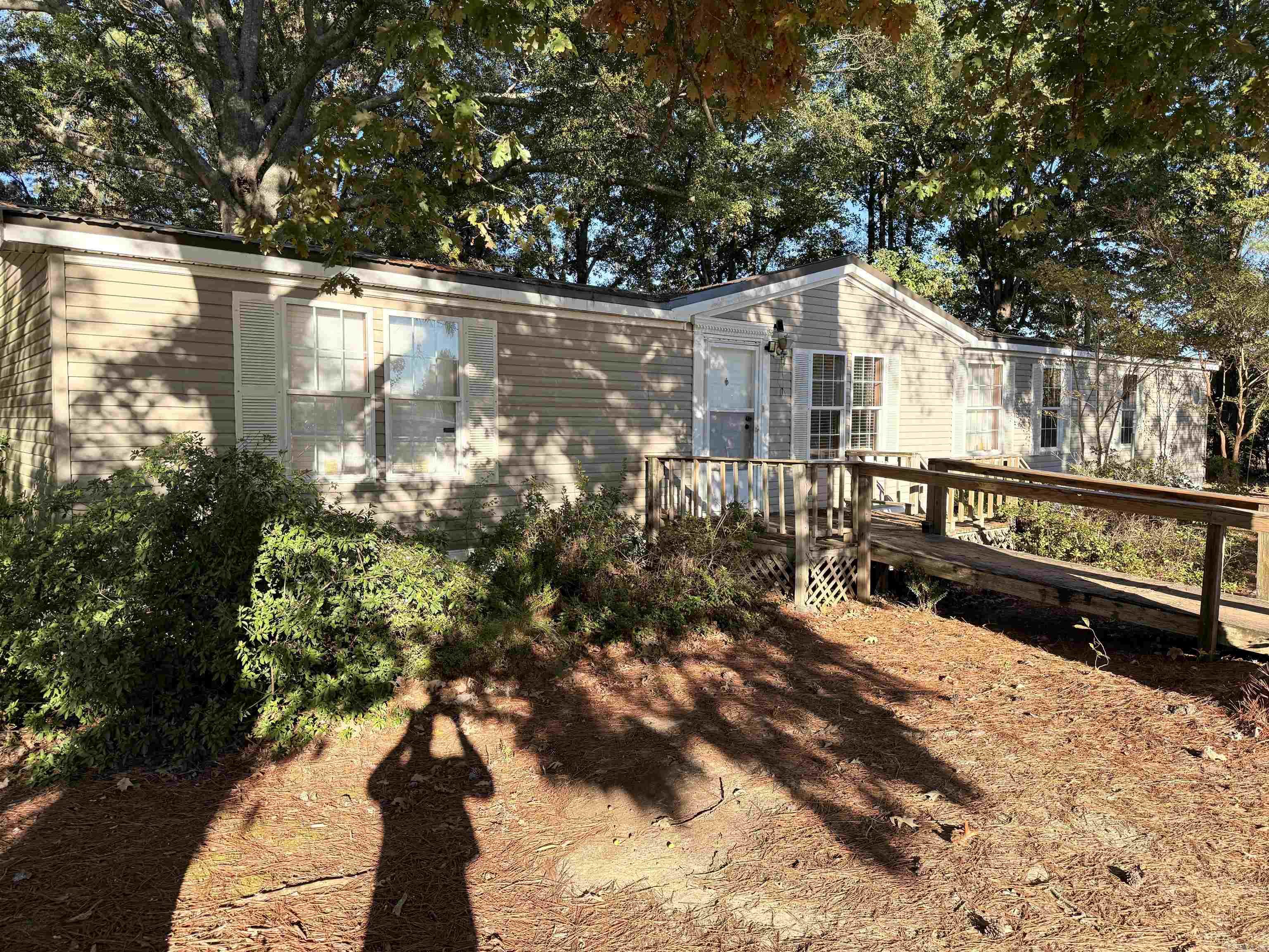 2174 Highway 425 N Property Photo 2