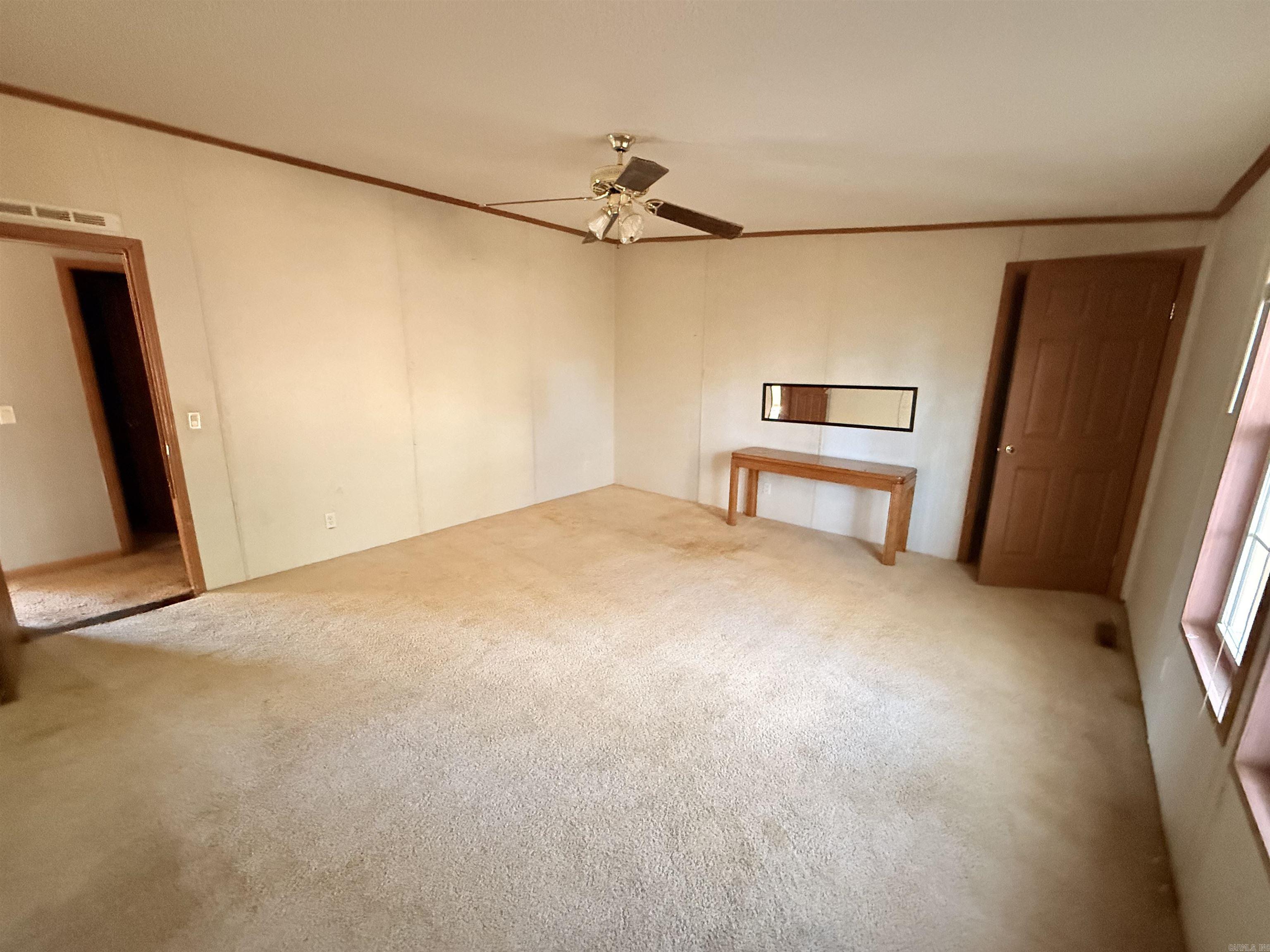 2174 Highway 425 N Property Photo 7