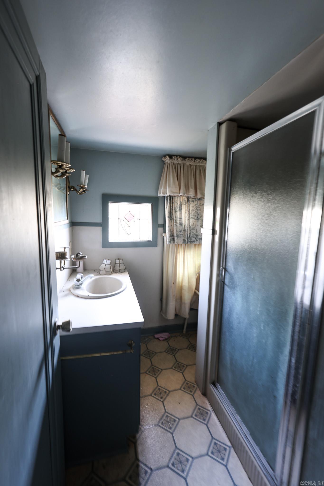 603 Champagnolle Rd Property Photo 14