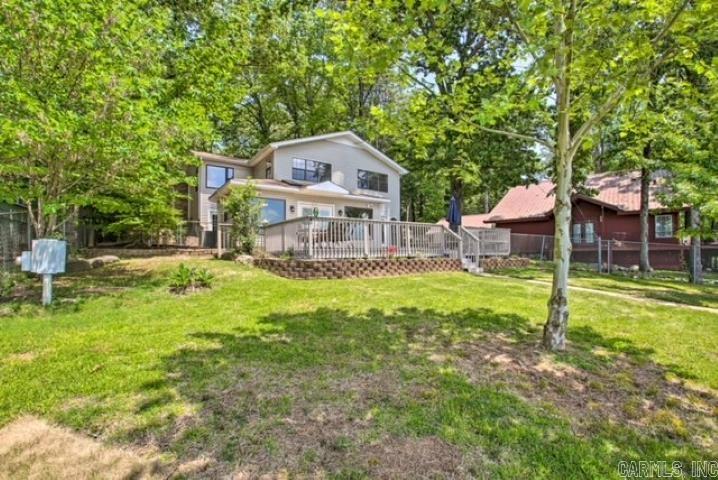 228 Houston Drive Property Photo 4