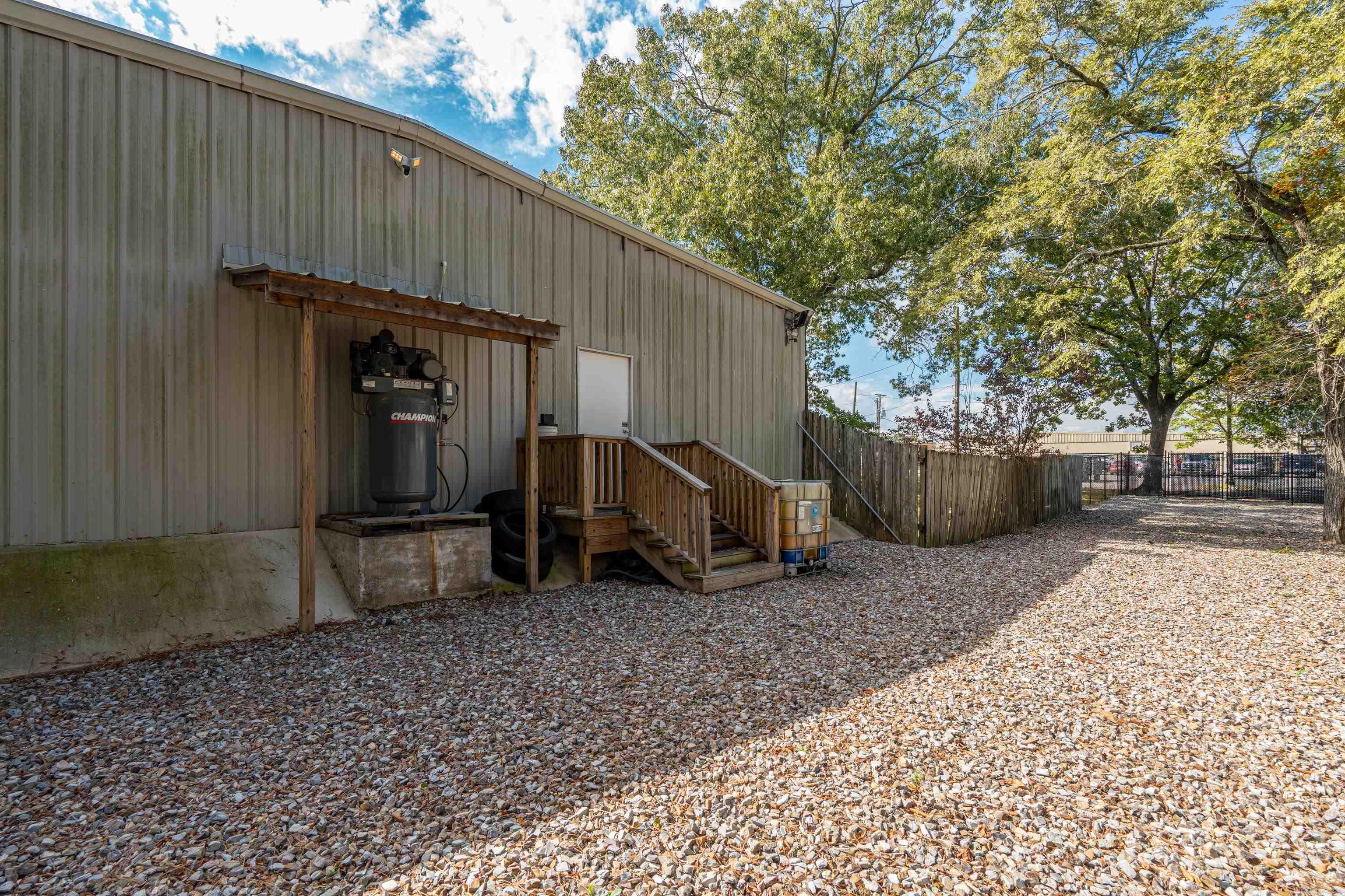 209 Golf Links Rd Property Photo 19