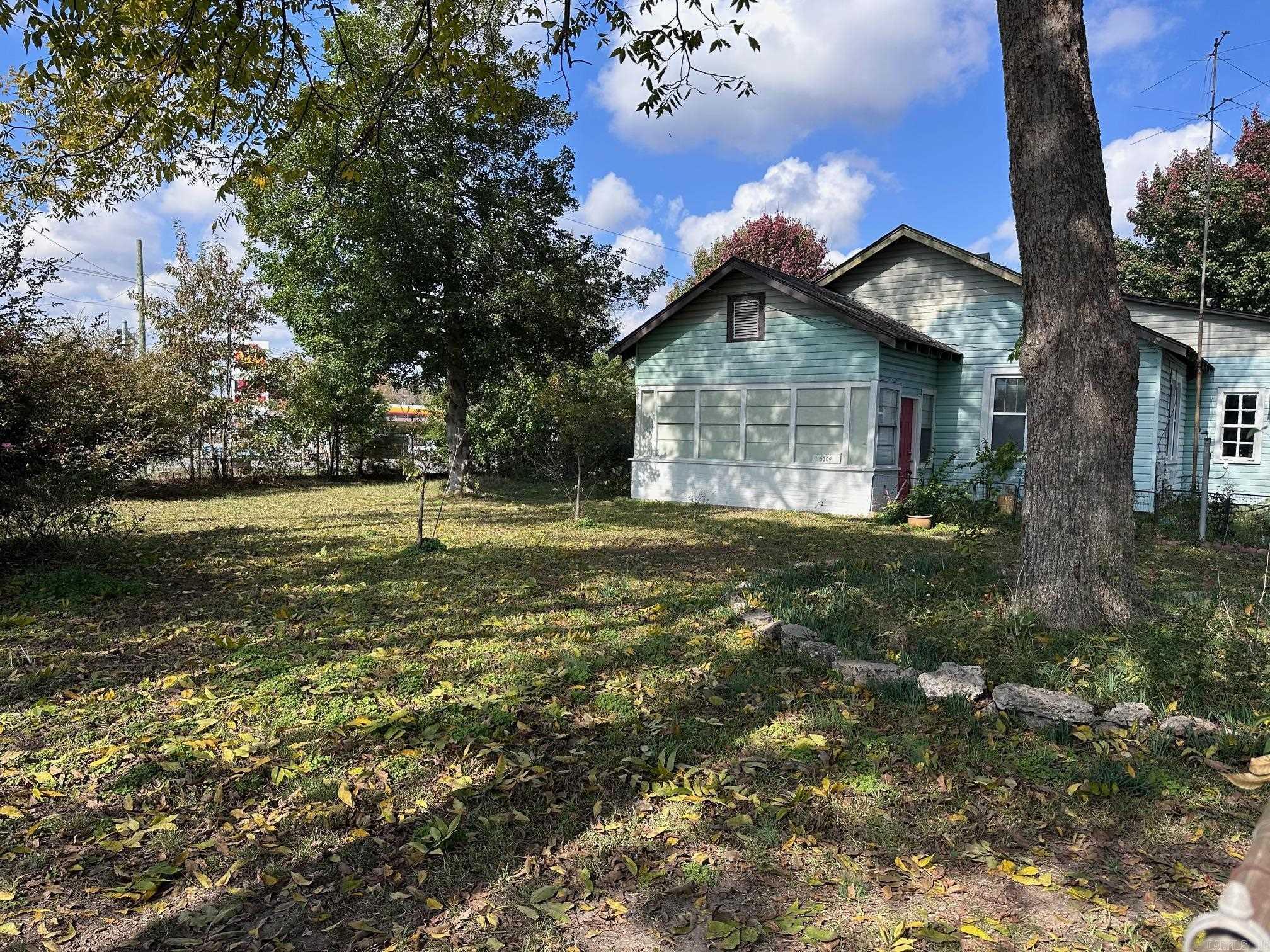 5309 Dollarway Road Property Photo 2