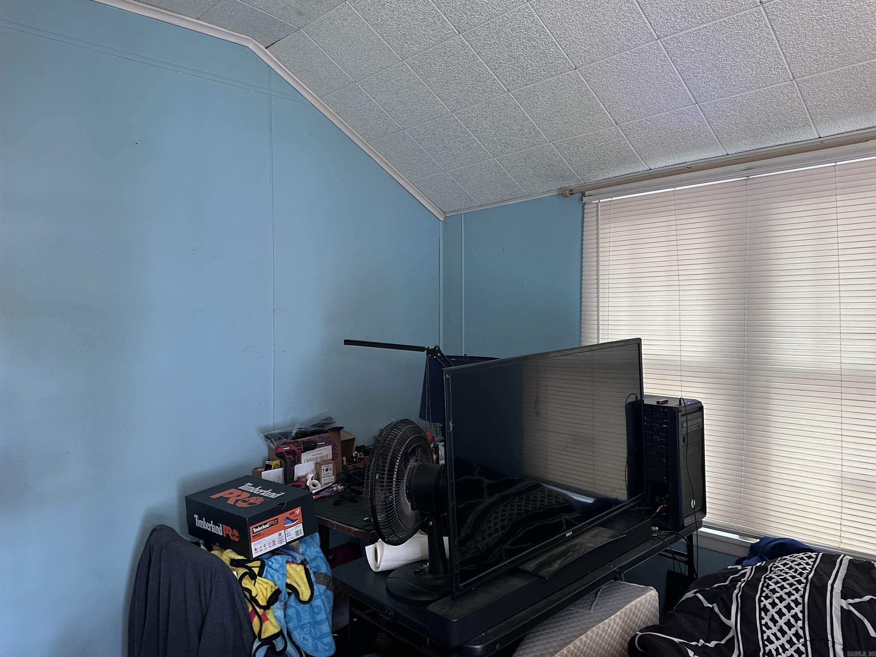 5309 Dollarway Road Property Photo 8