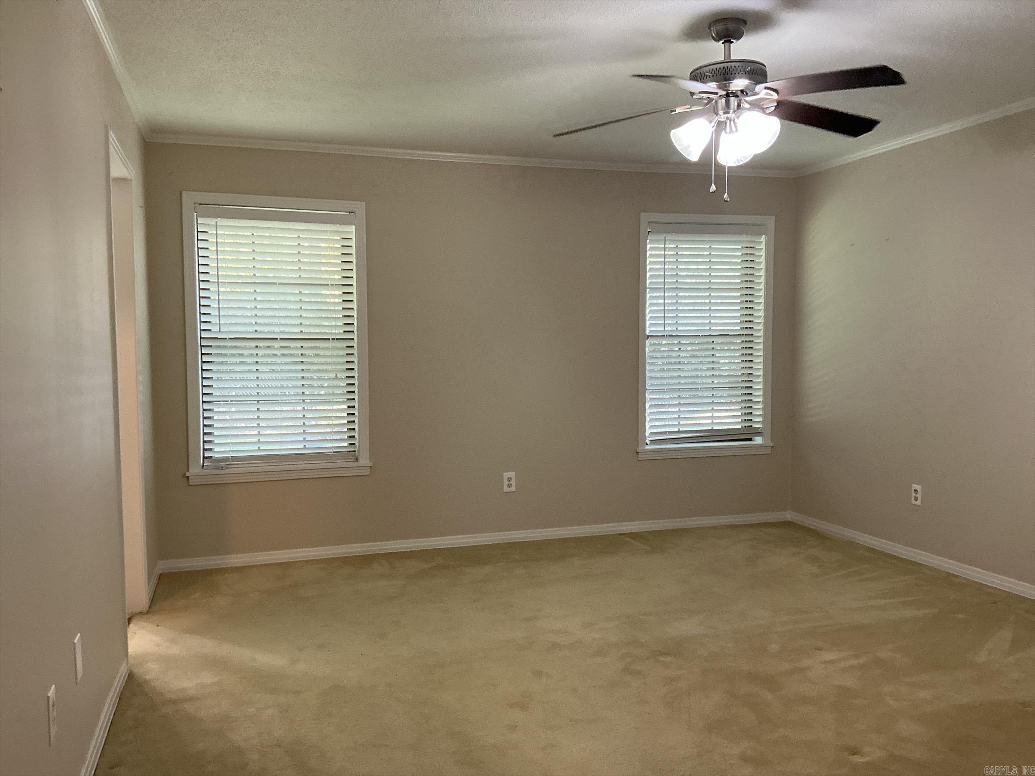 127 S Dogwood Property Photo 30