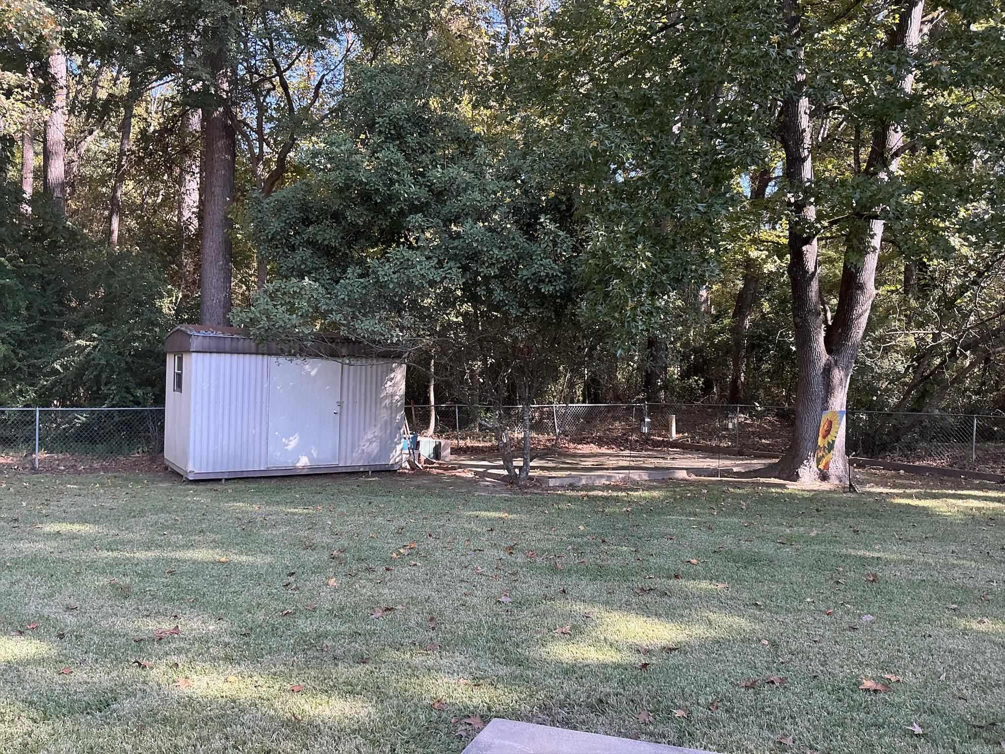 127 S Dogwood Property Photo 38