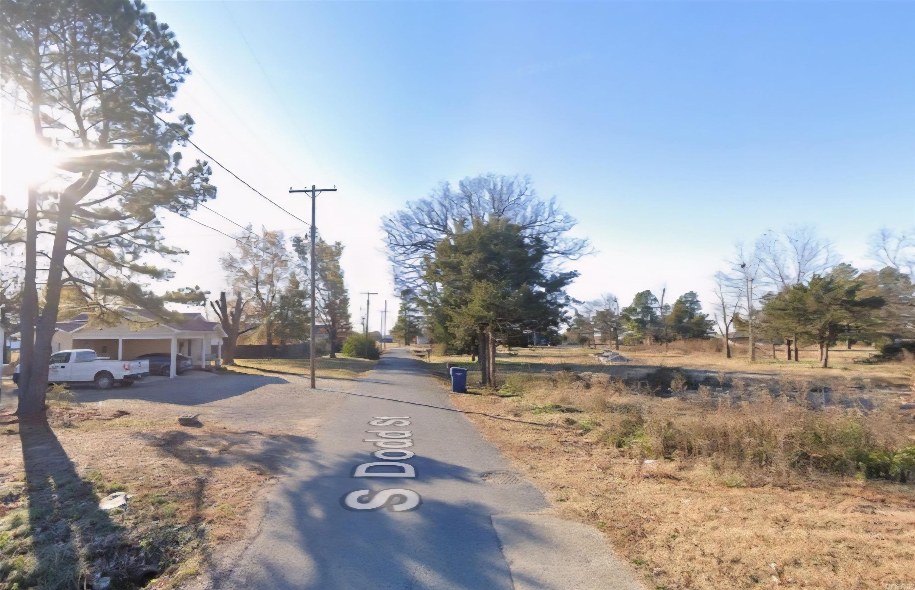 1119 S Dodd Street Property Photo 4