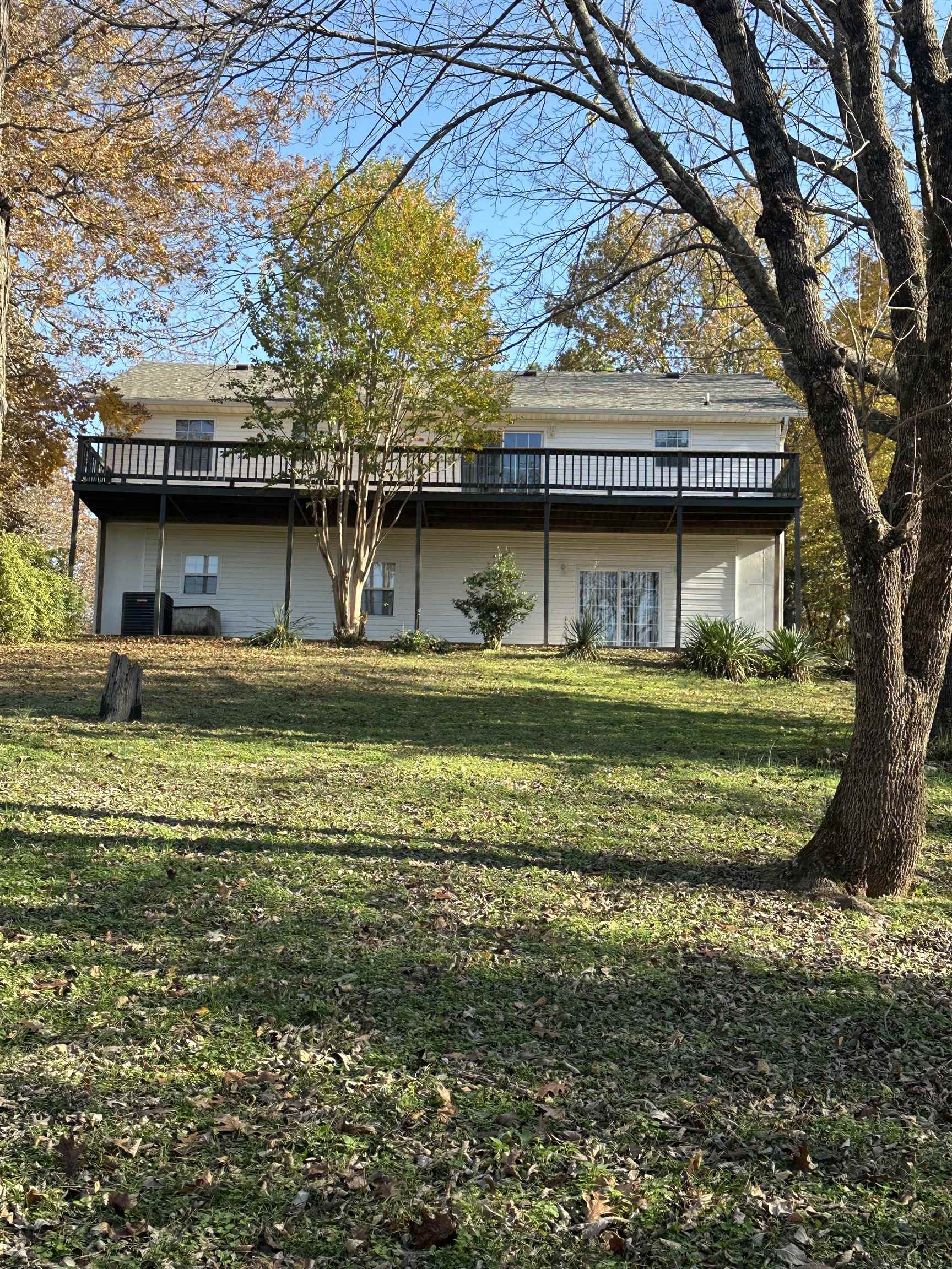 100 Powhatan Property Photo 4