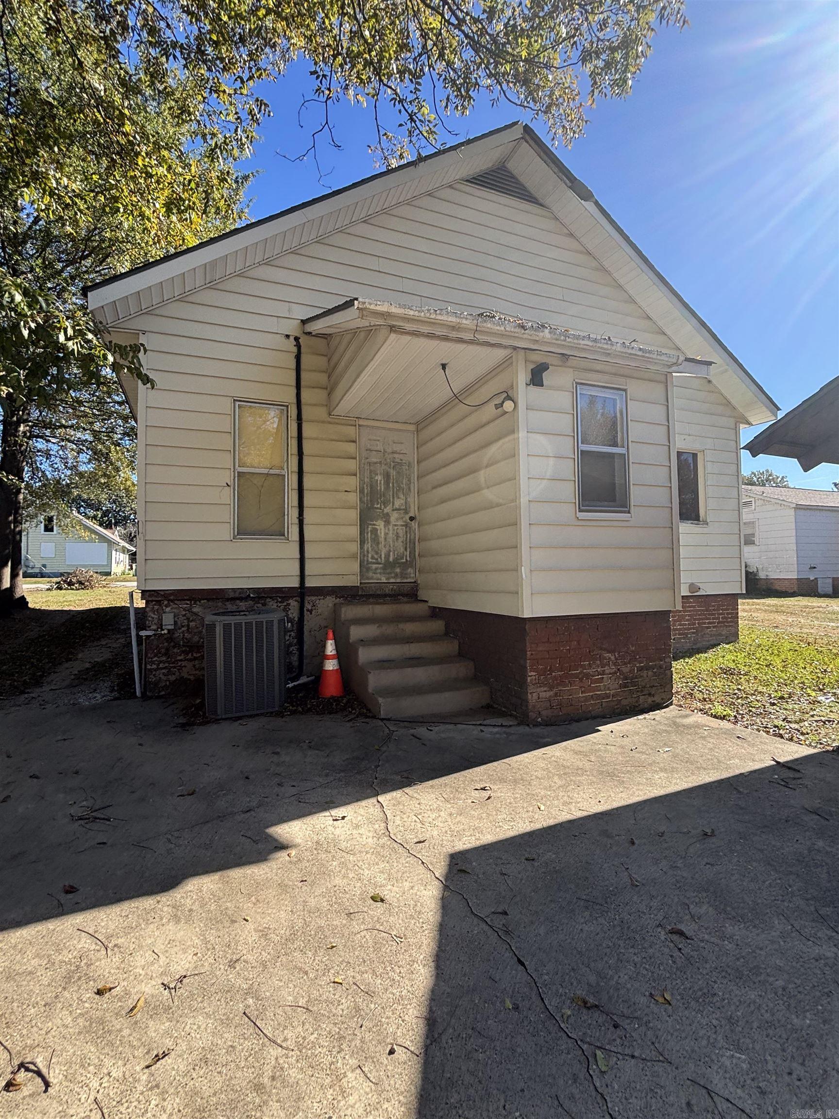 417 N 7th Street Property Photo 2