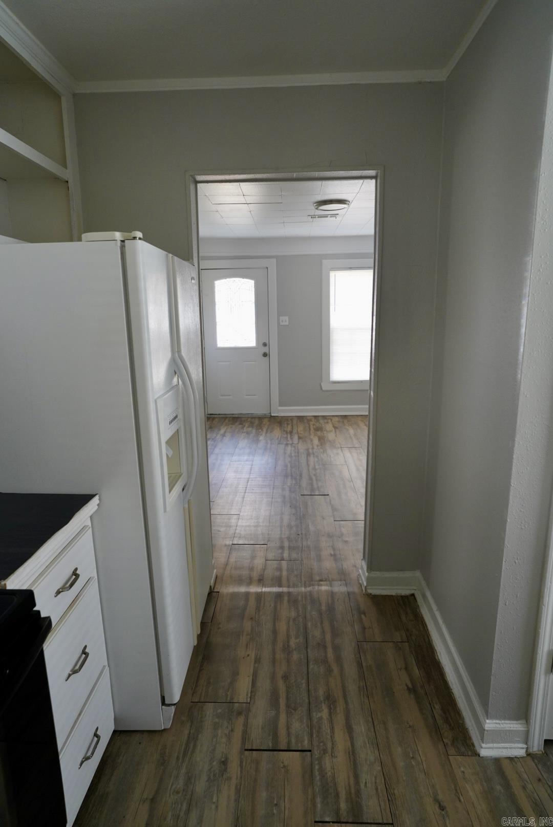 309 Roosevelt Cir Property Photo 6