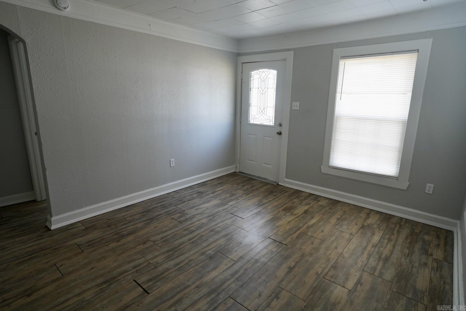 309 Roosevelt Cir Property Photo 7