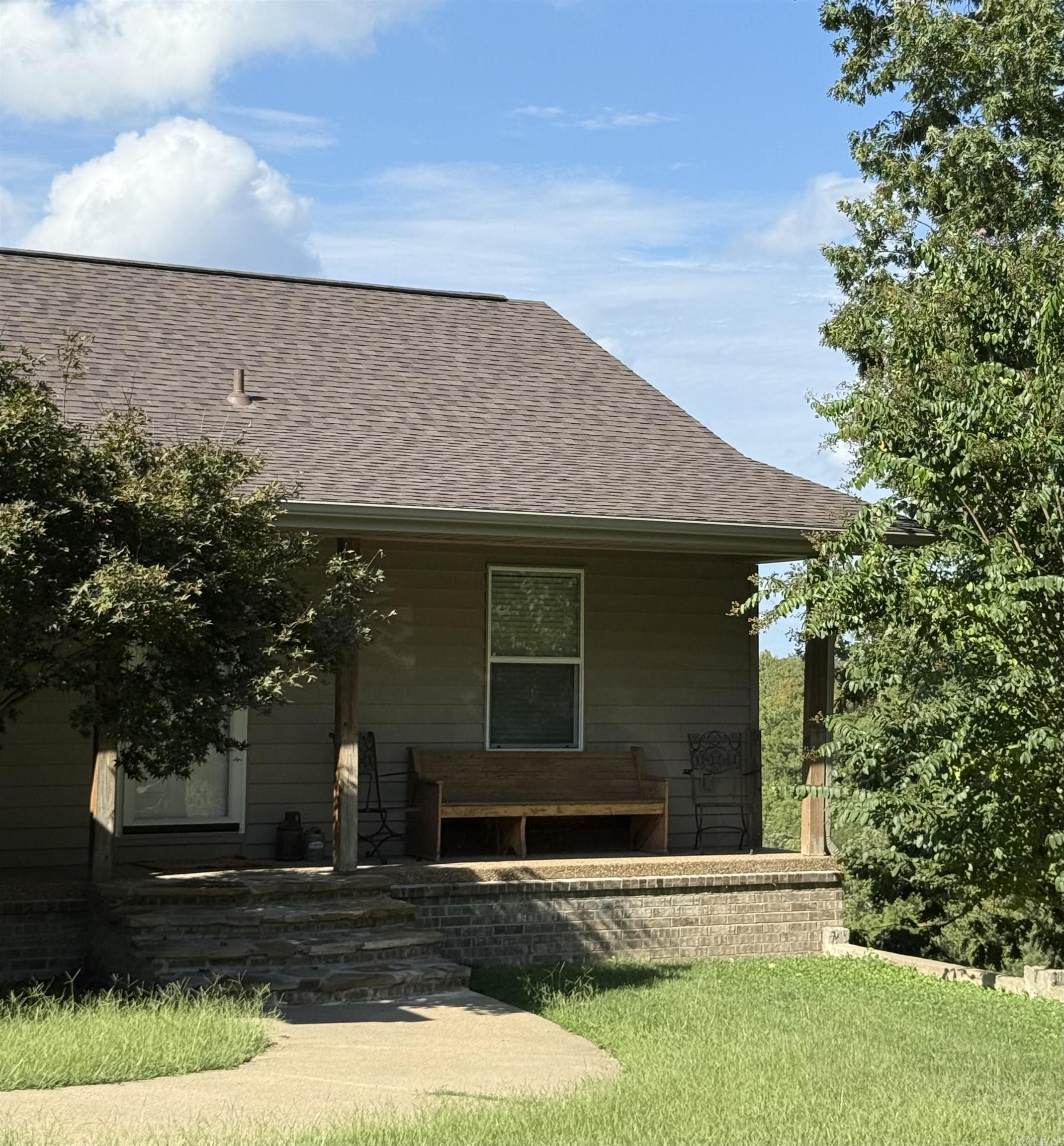 126 W Hawkview Place Property Photo 1