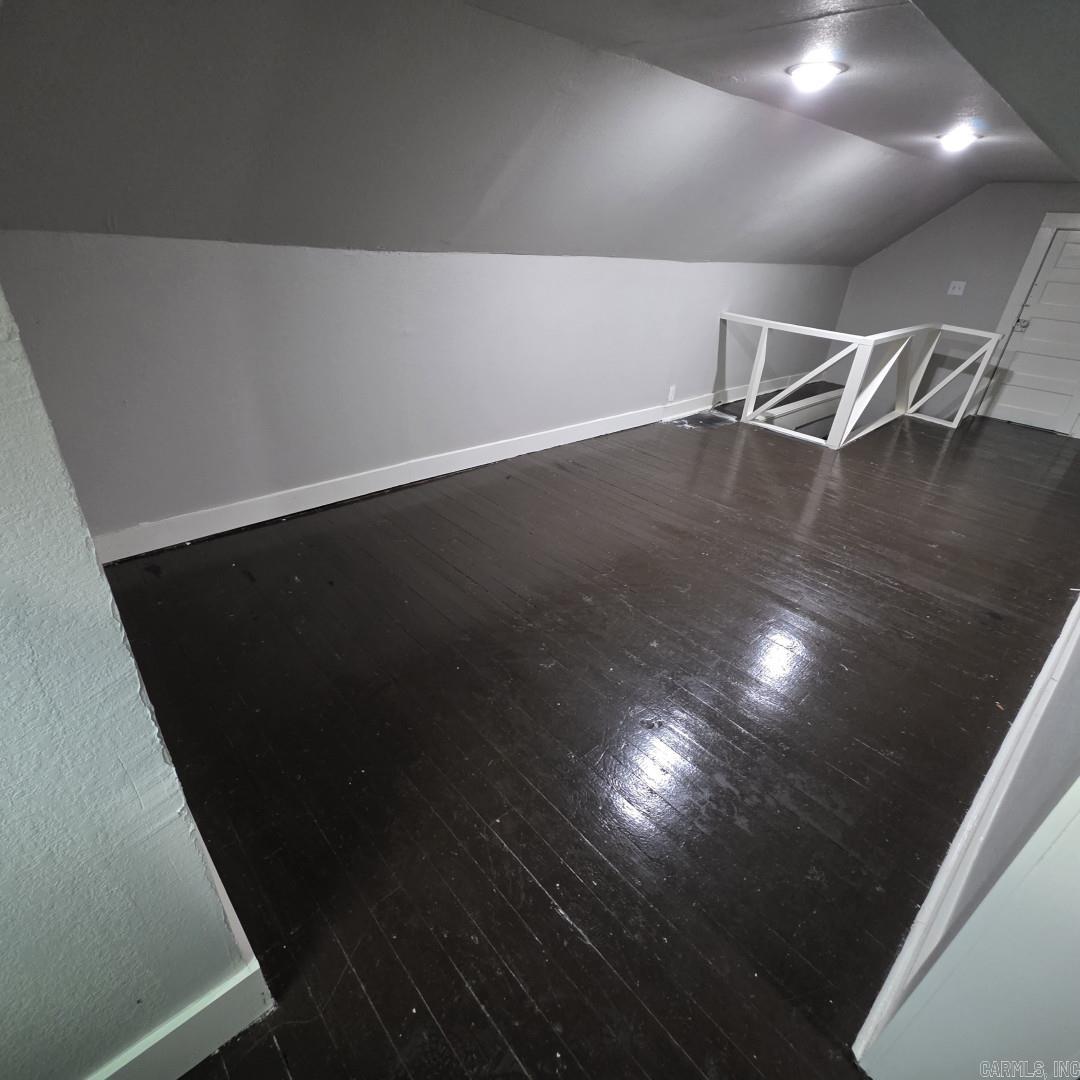 400 Clark Street Property Photo 29