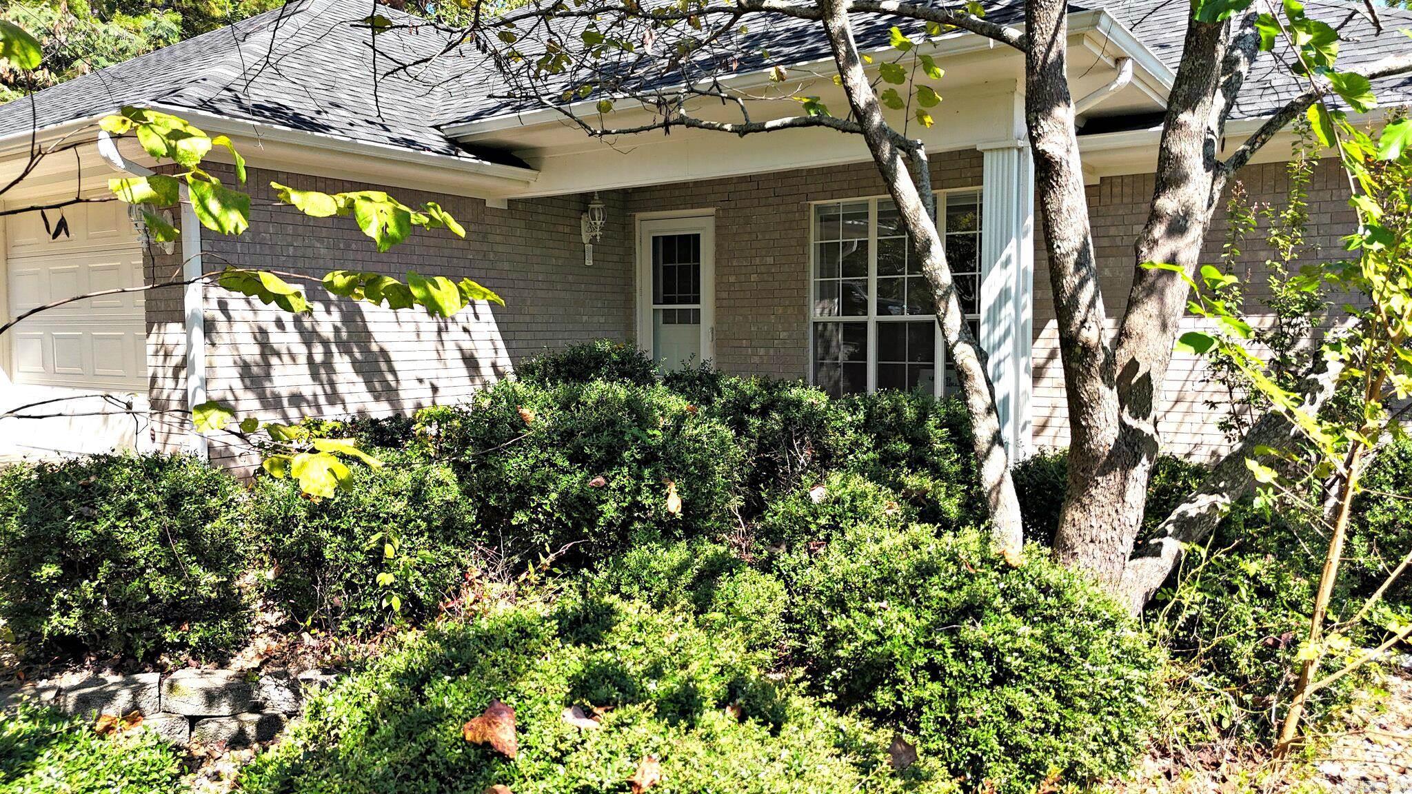 105 Dogwood Property Photo 6