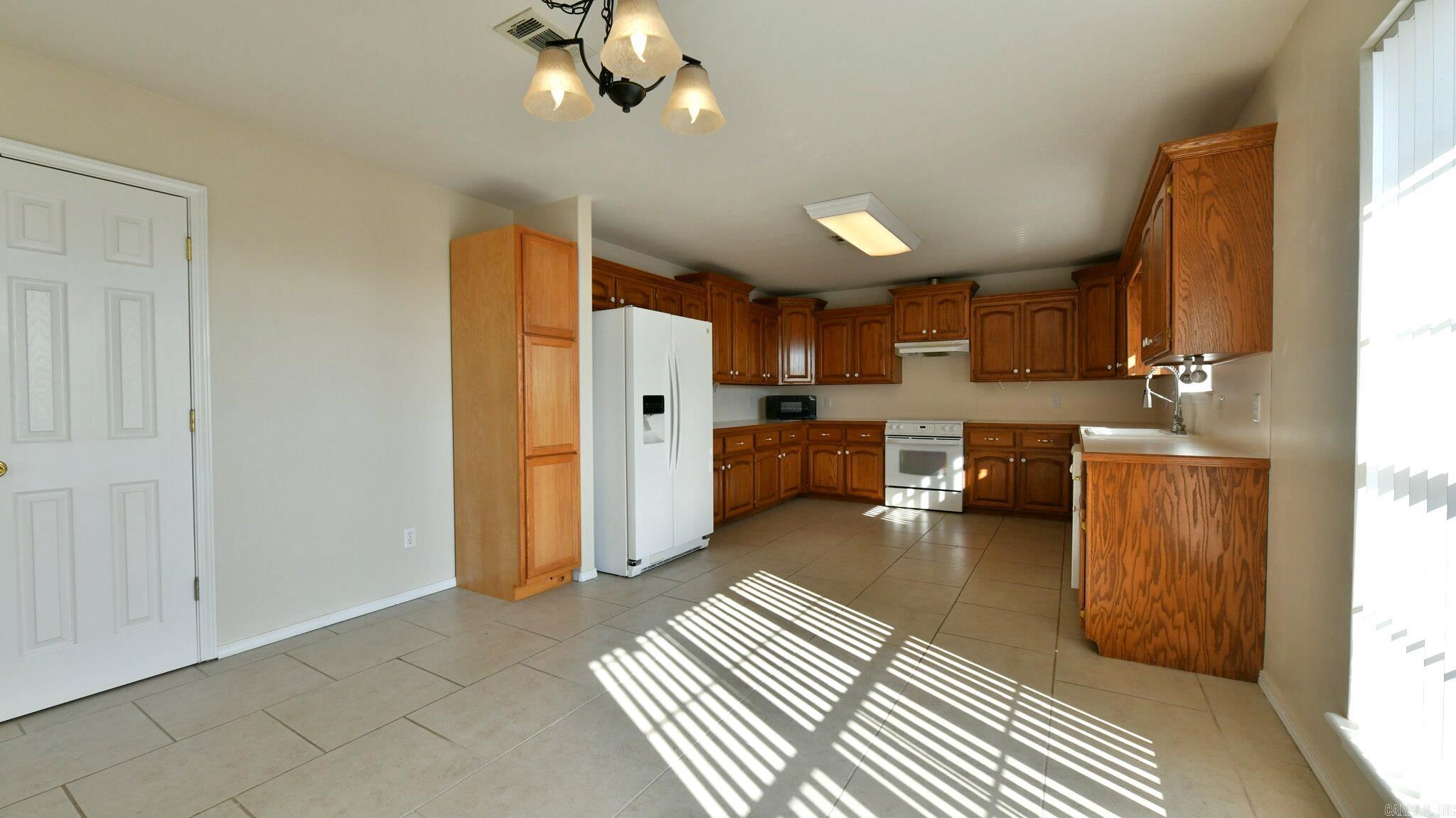105 Dogwood Property Photo 12