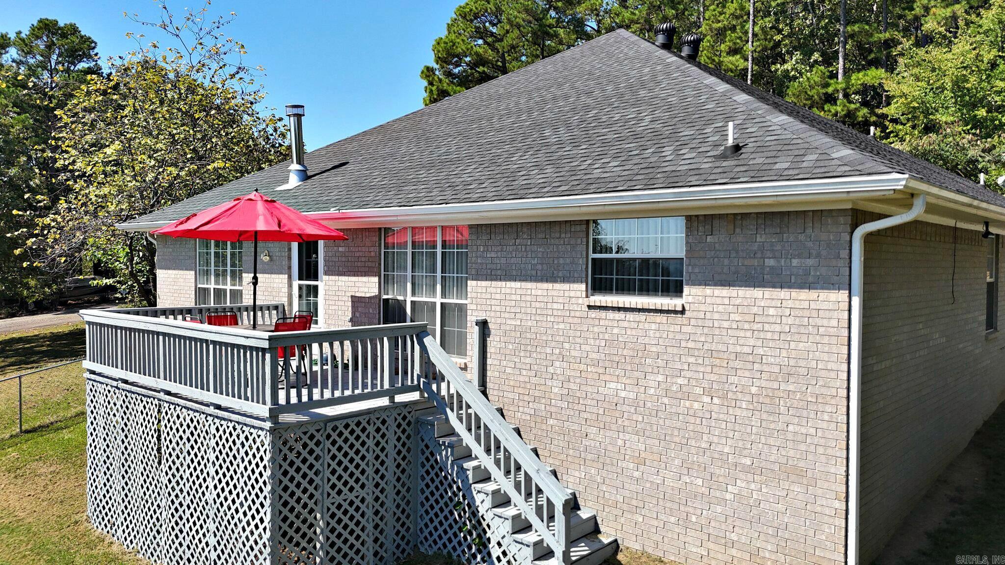 105 Dogwood Property Photo 33