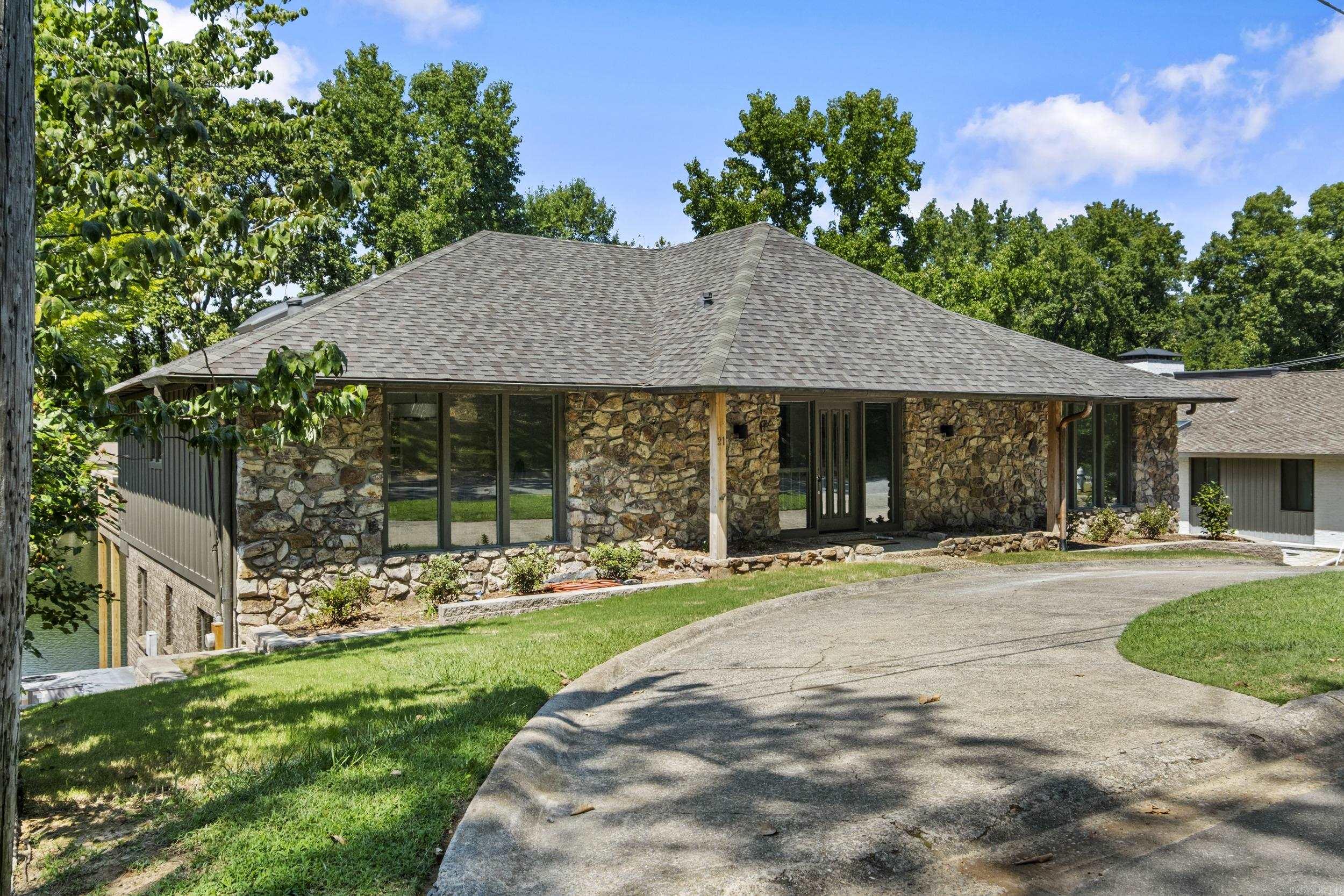 21 E Lake Drive