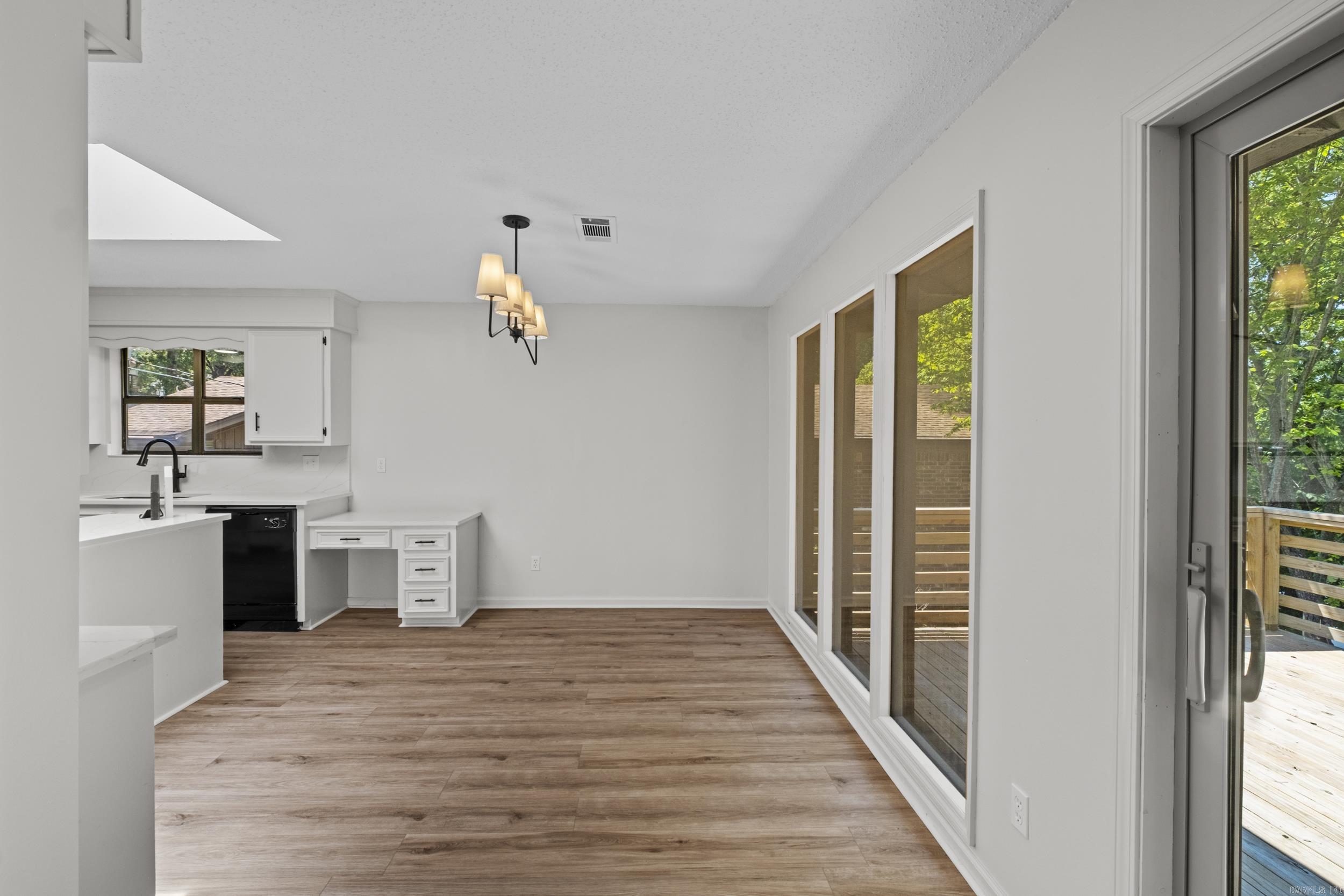 21 E Lake Drive Property Photo 16