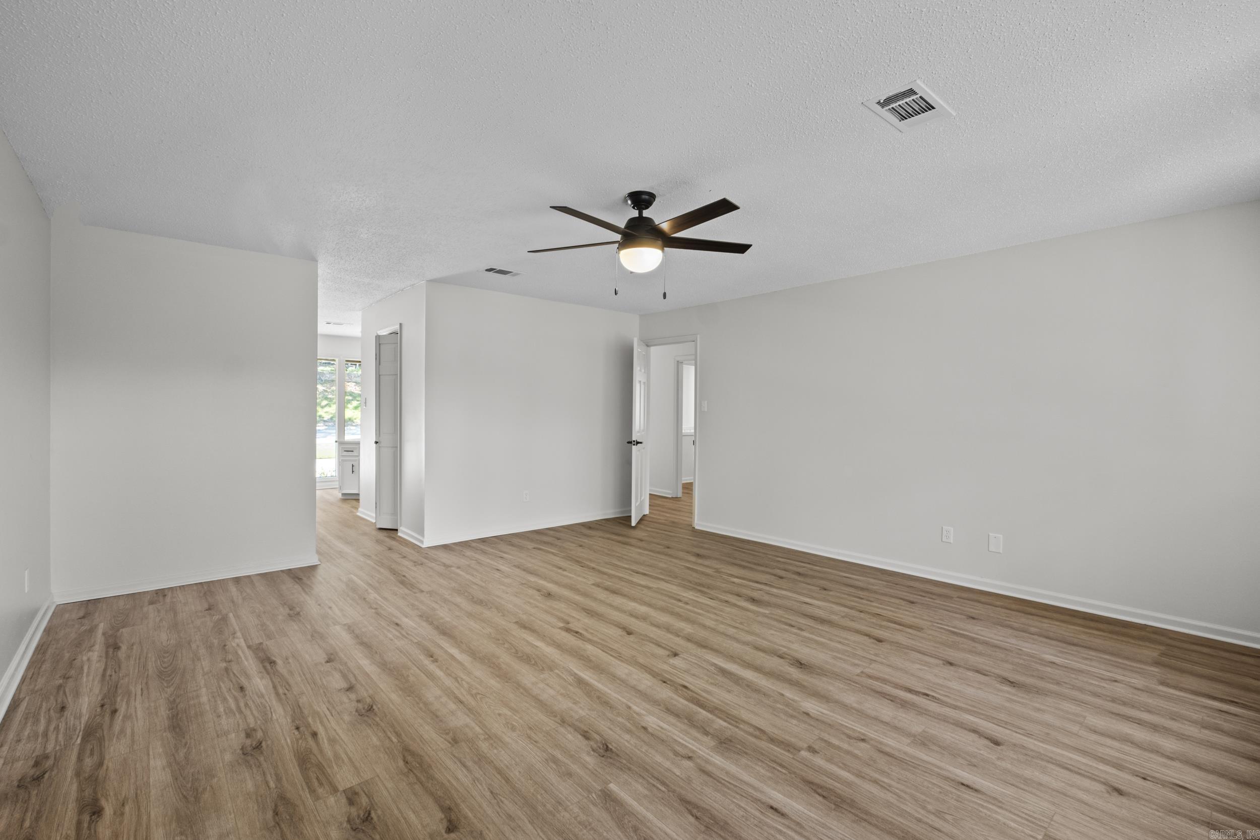 21 E Lake Drive Property Photo 19